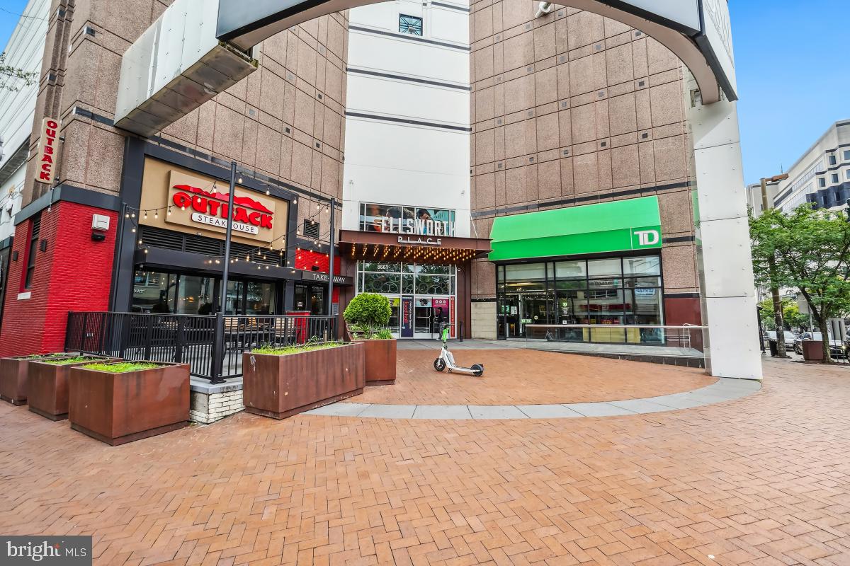 ROCK CREEK FOREST - Residential