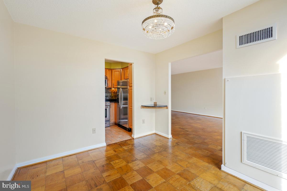 ROCK CREEK FOREST - Residential