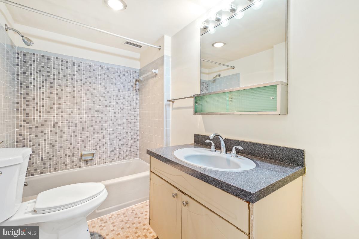 ROCK CREEK FOREST - Residential