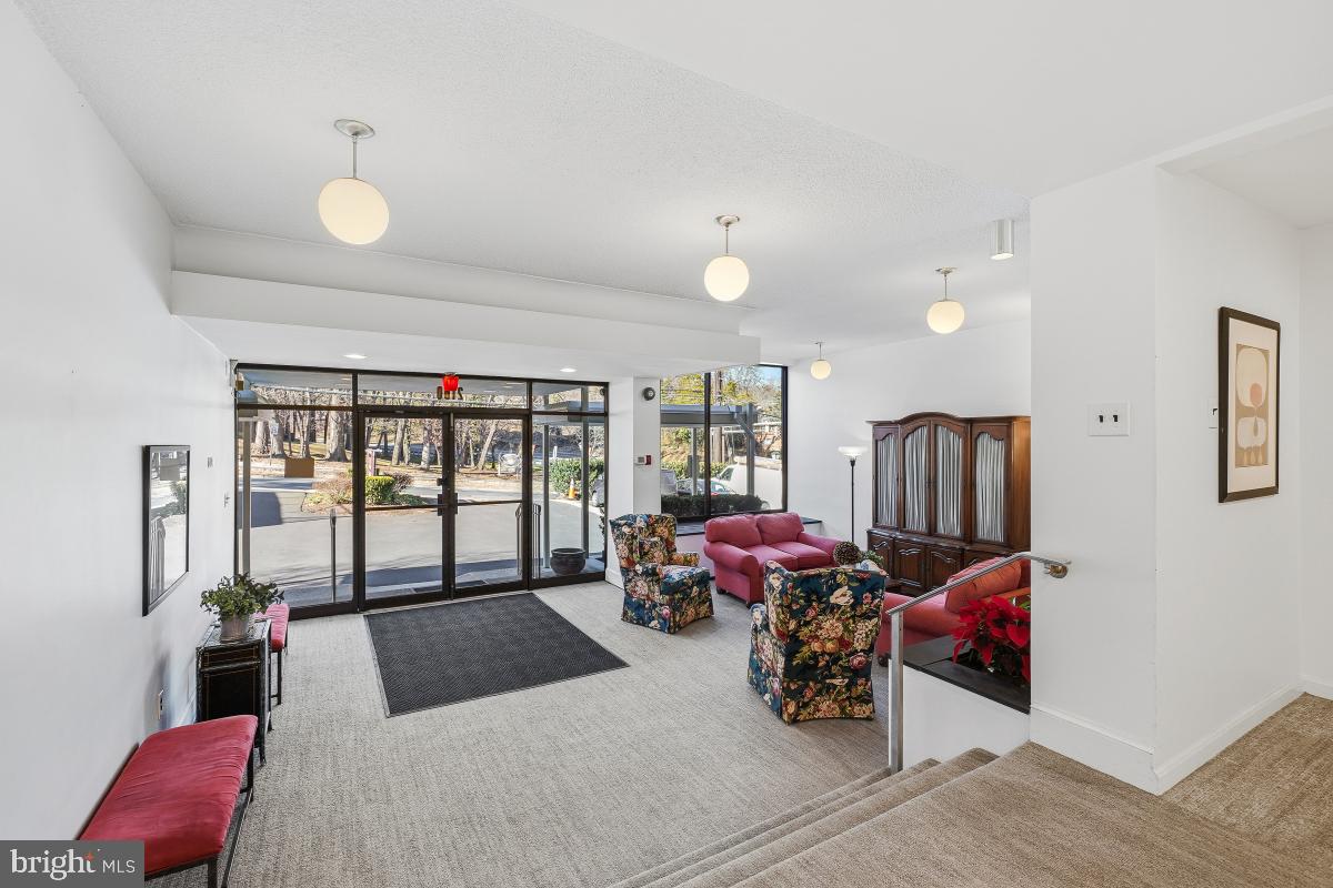 ROCK CREEK FOREST - Residential