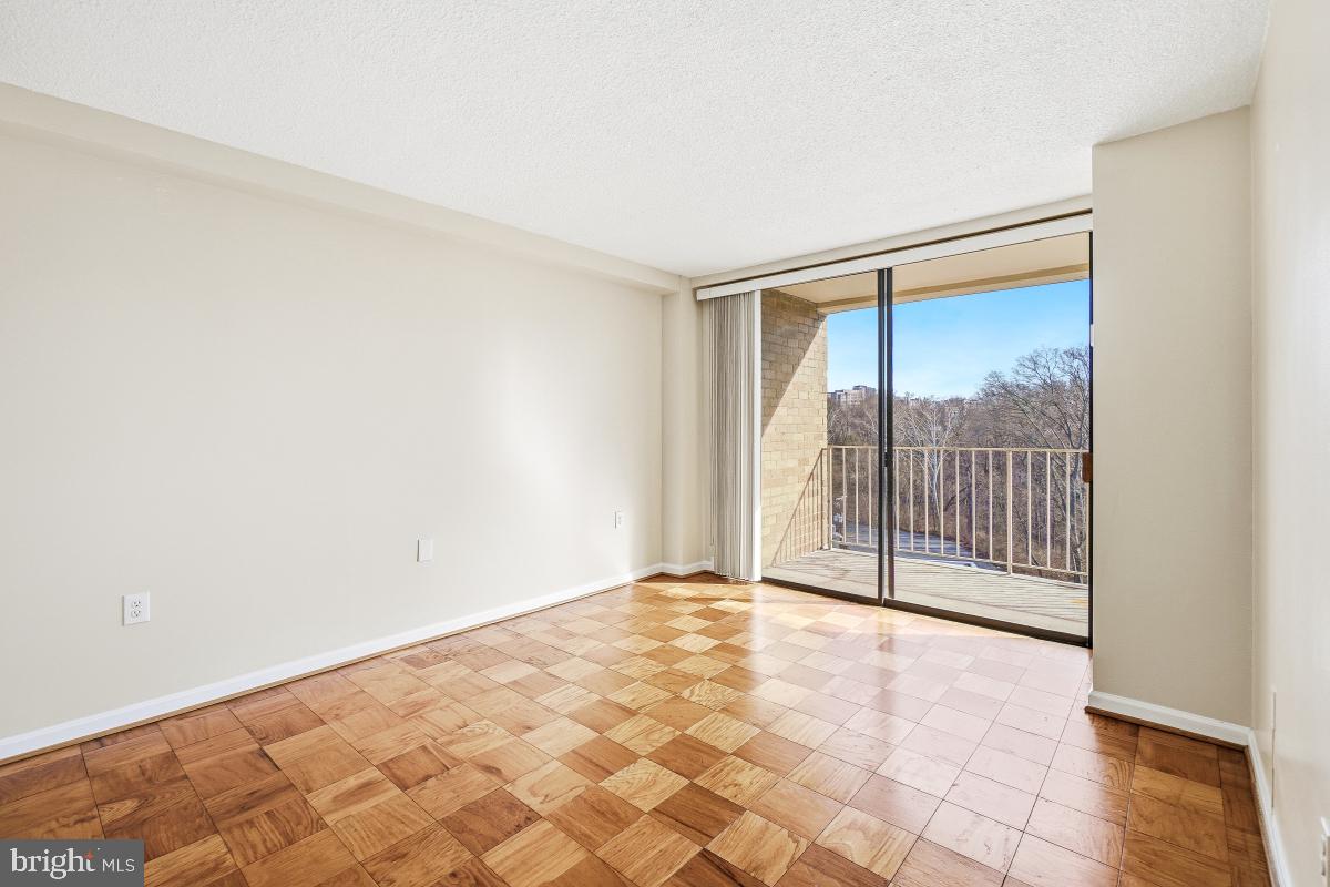 ROCK CREEK FOREST - Residential