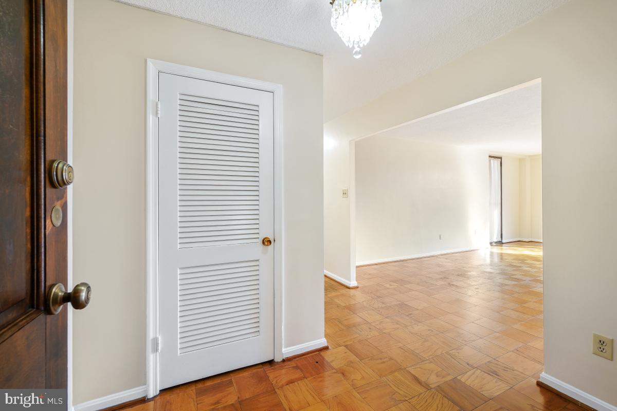 ROCK CREEK FOREST - Residential