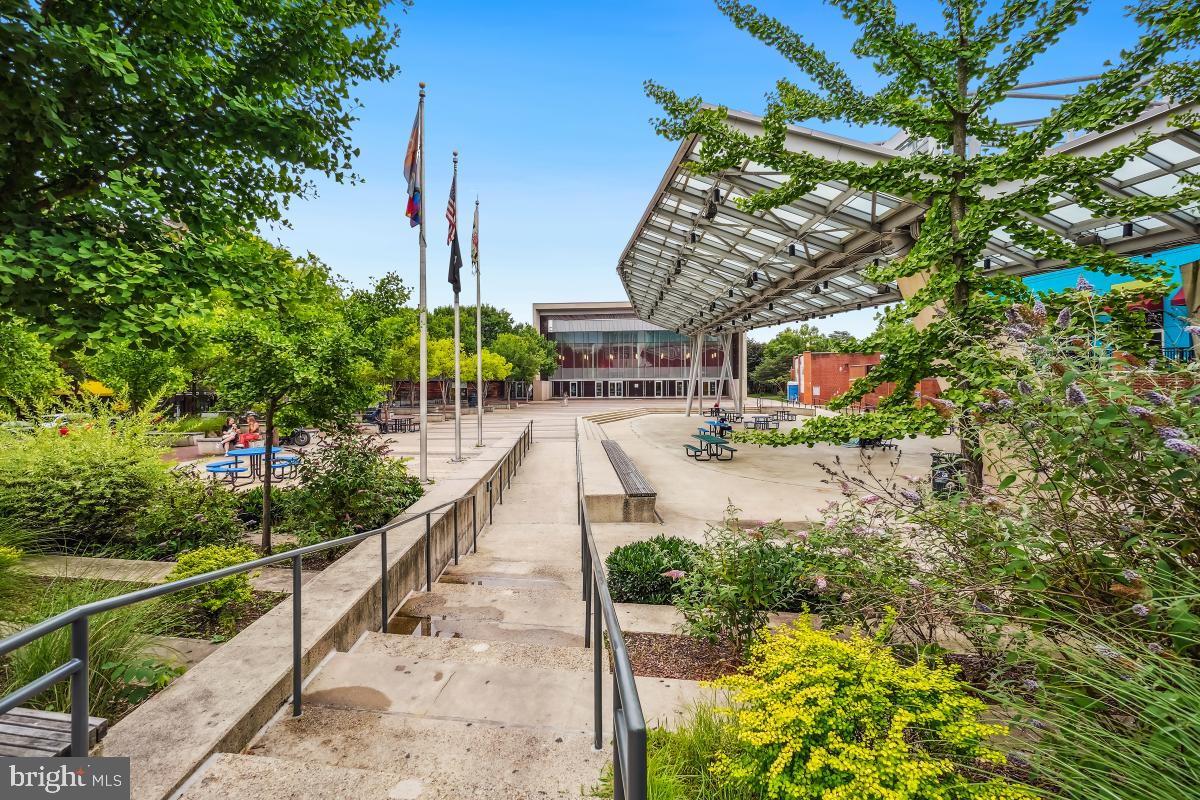 ROCK CREEK FOREST - Residential
