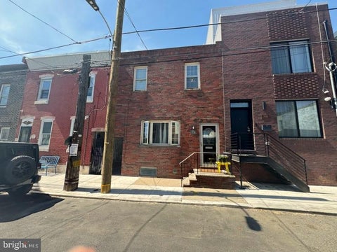 Townhouse For Sale - 2710 E Birch Street<br/> PHILADELPHIA, PA 19134