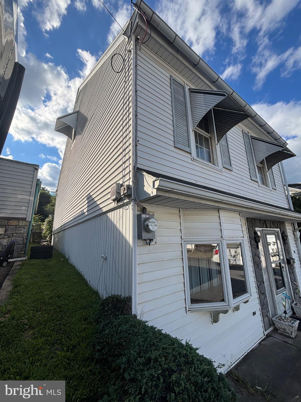 38 S SHERMAN STREET
