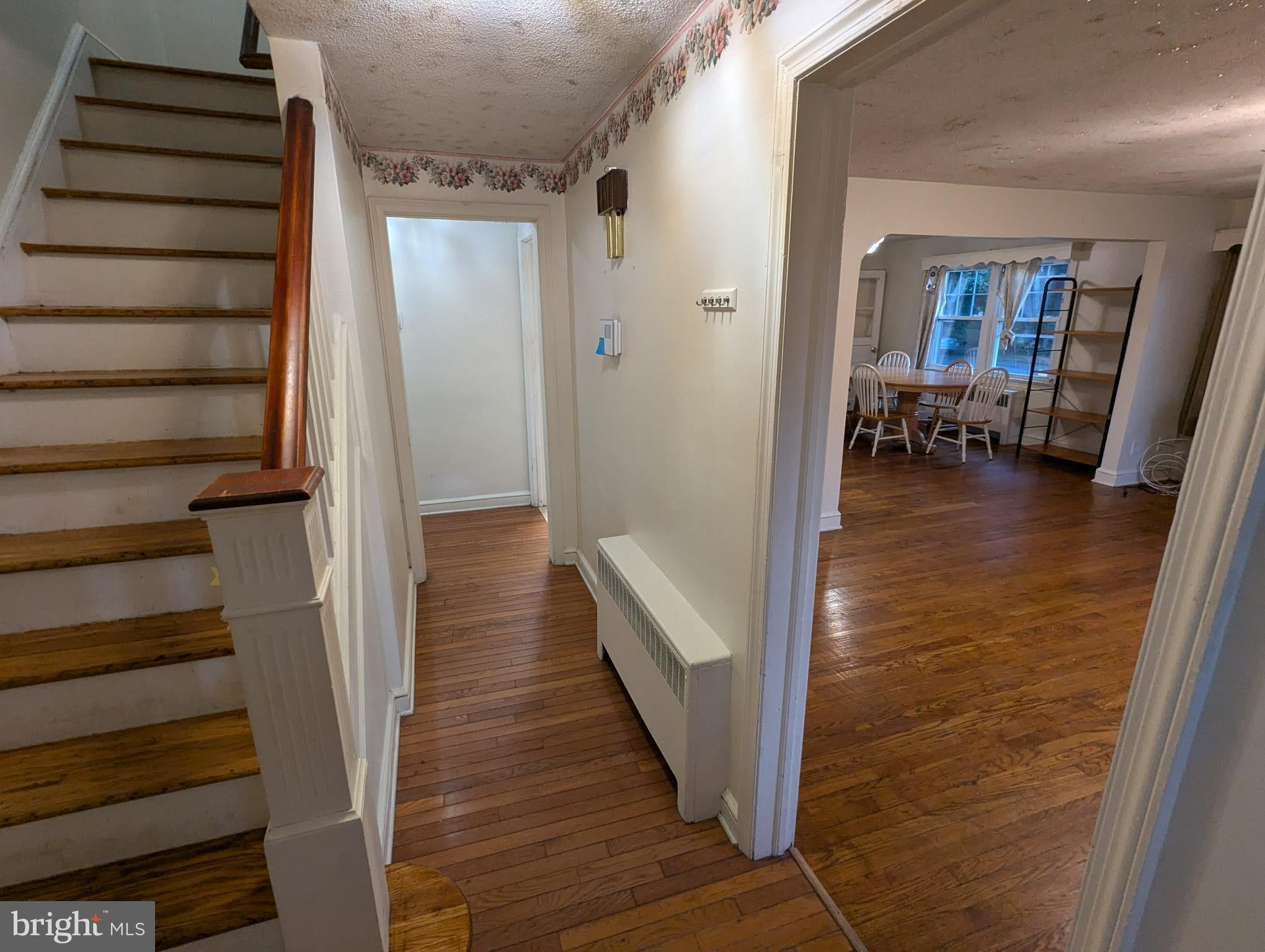 21 STEINWAY AVENUE