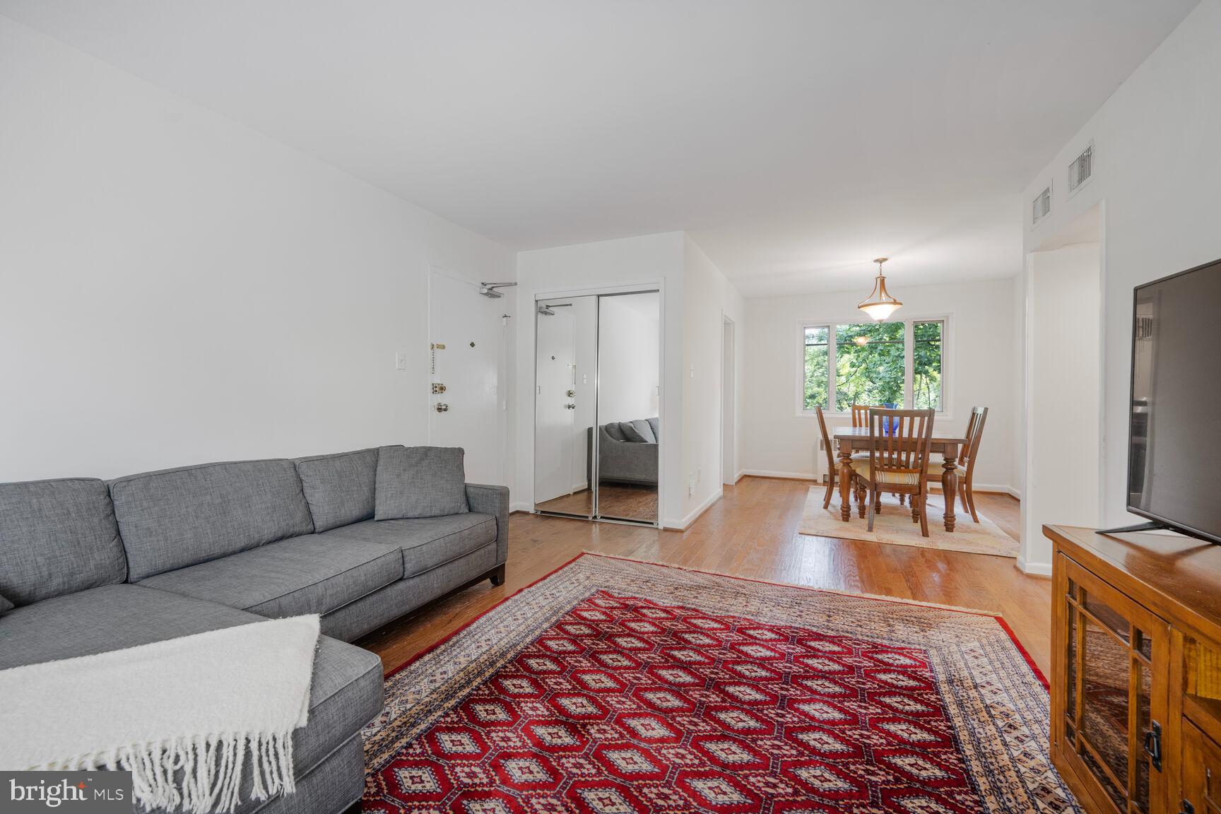 10307 MONTROSE AVENUE M-202