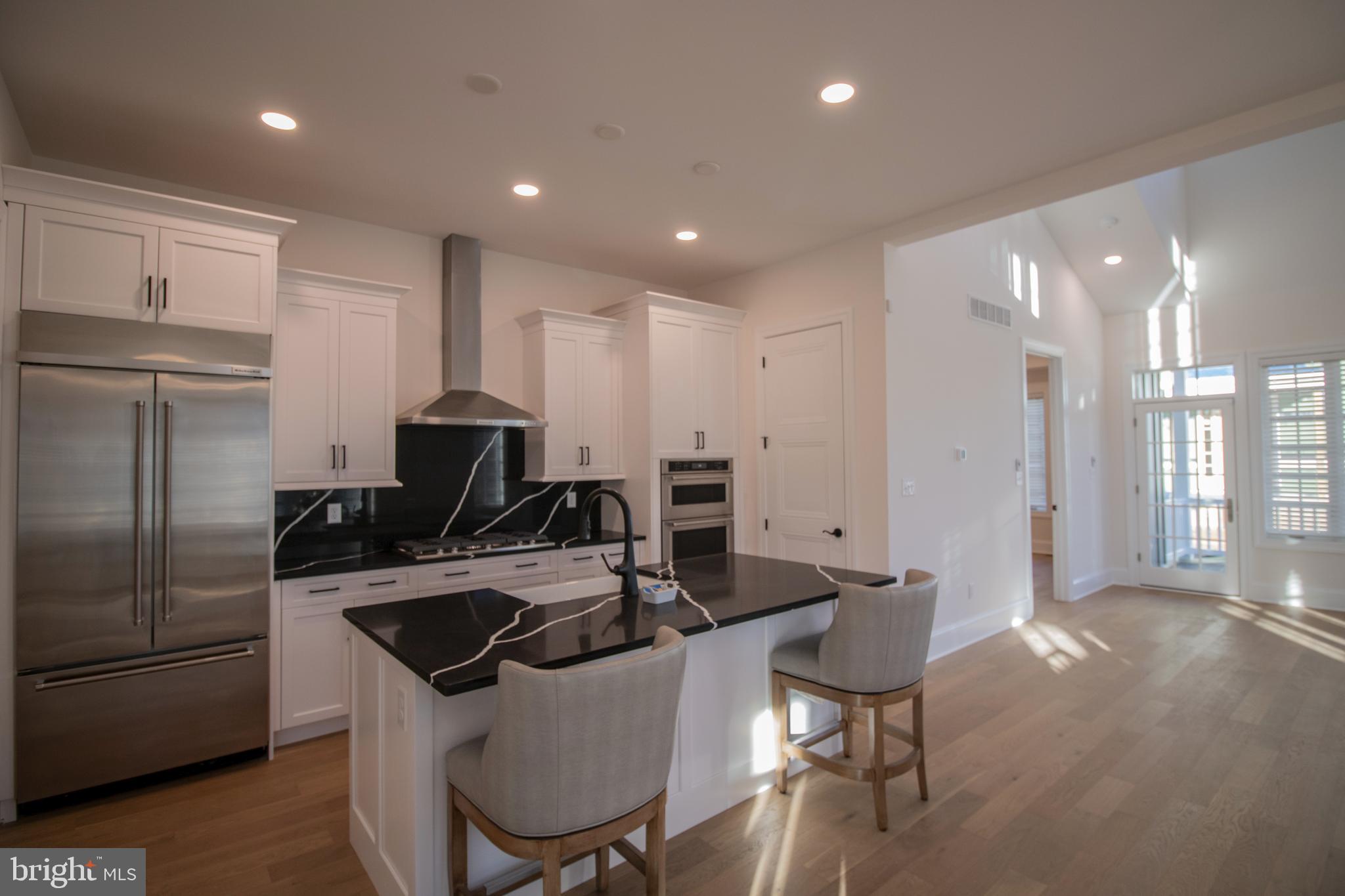 COLUMBIA PLACE - Residential