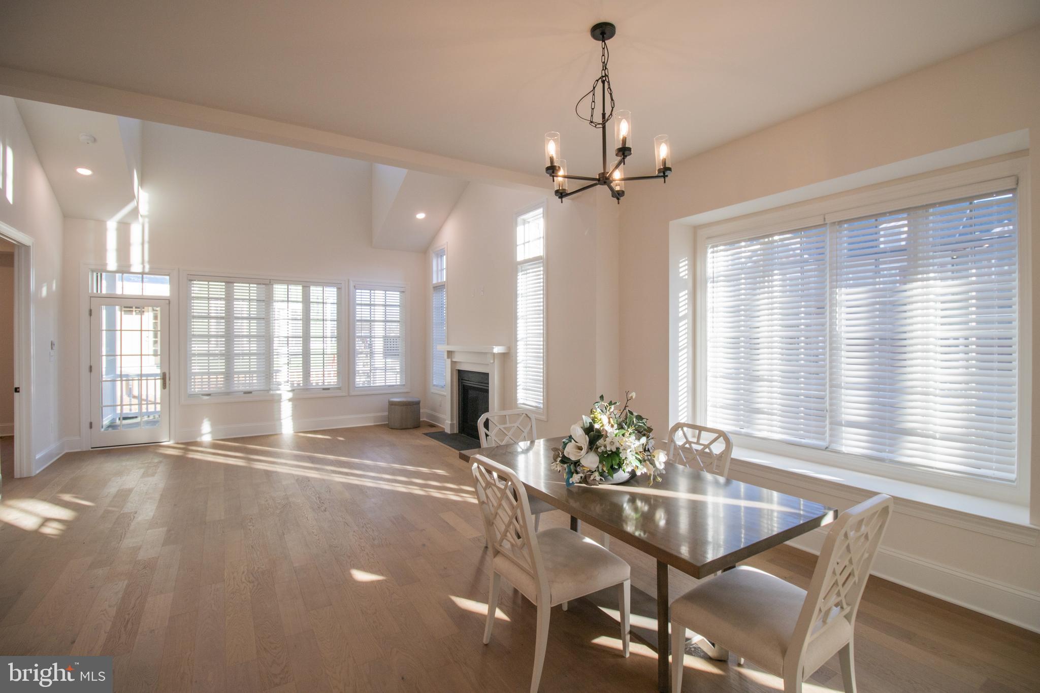 COLUMBIA PLACE - Residential