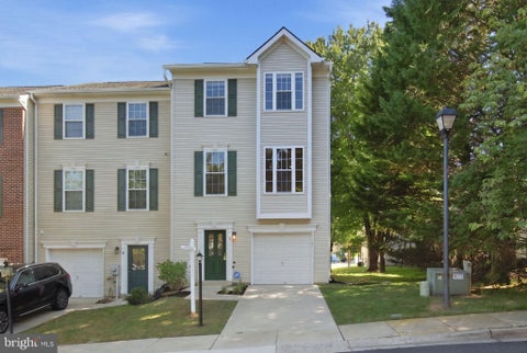Townhouse For Sale - 1 Diamond Hill Court<br/> GERMANTOWN, MD 20874