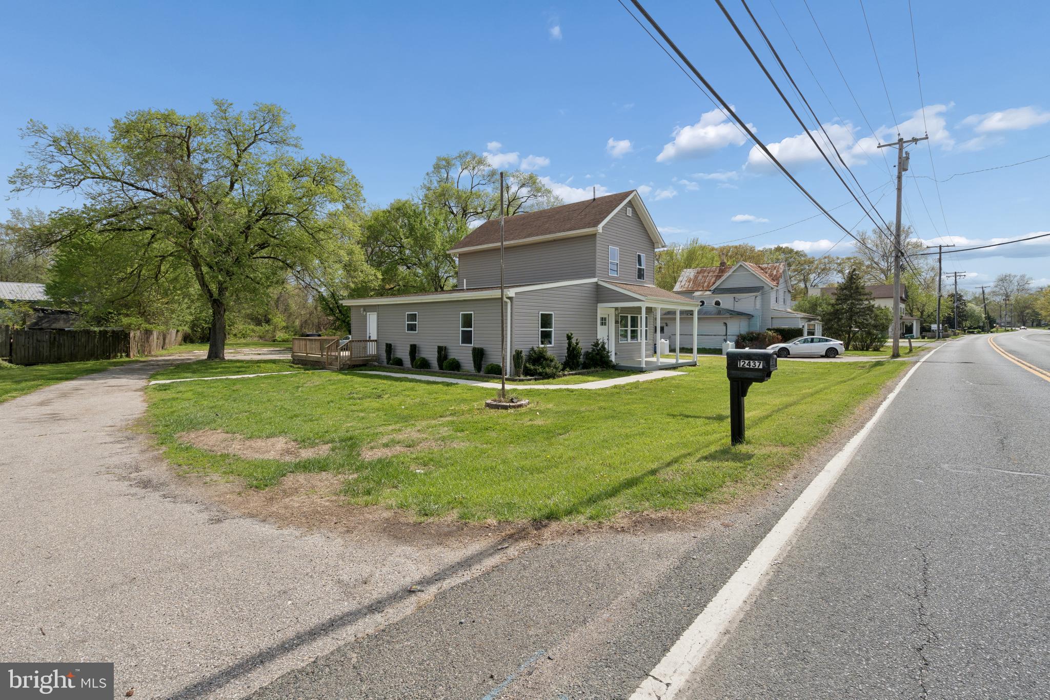 ESSEX/MIDDLE RIVER - Residential