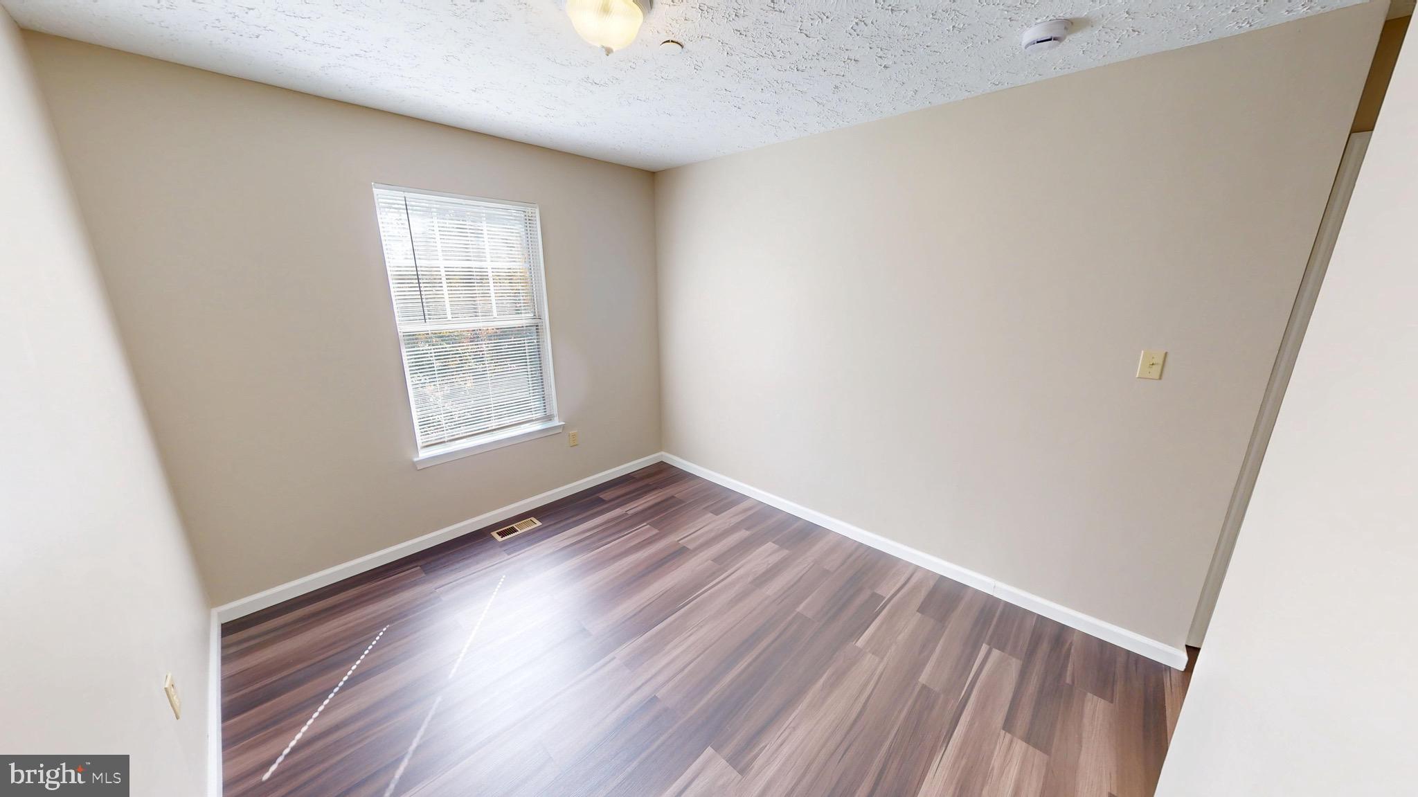 KINGSTON WOODS SUB - Residential