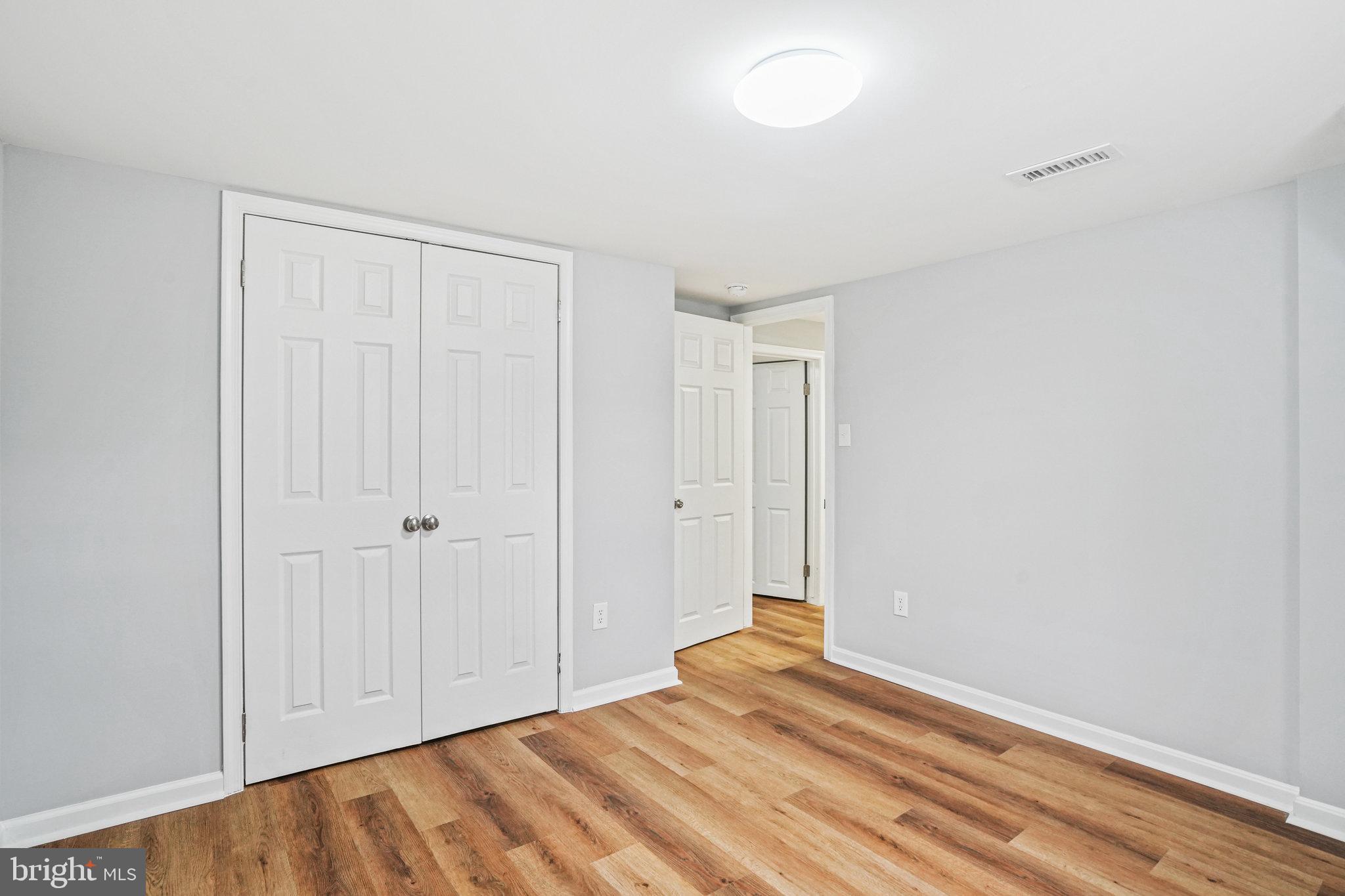 FORESTVILLE - Residential