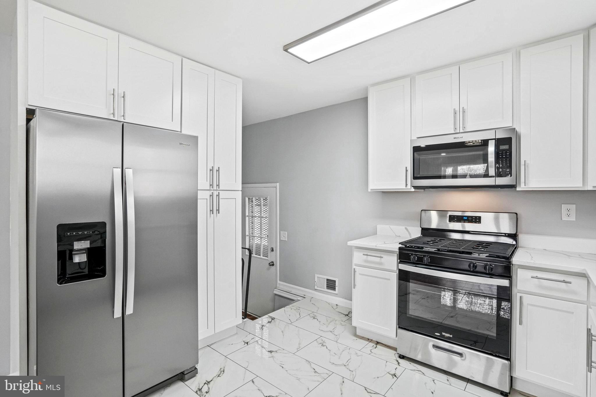 FORESTVILLE - Residential