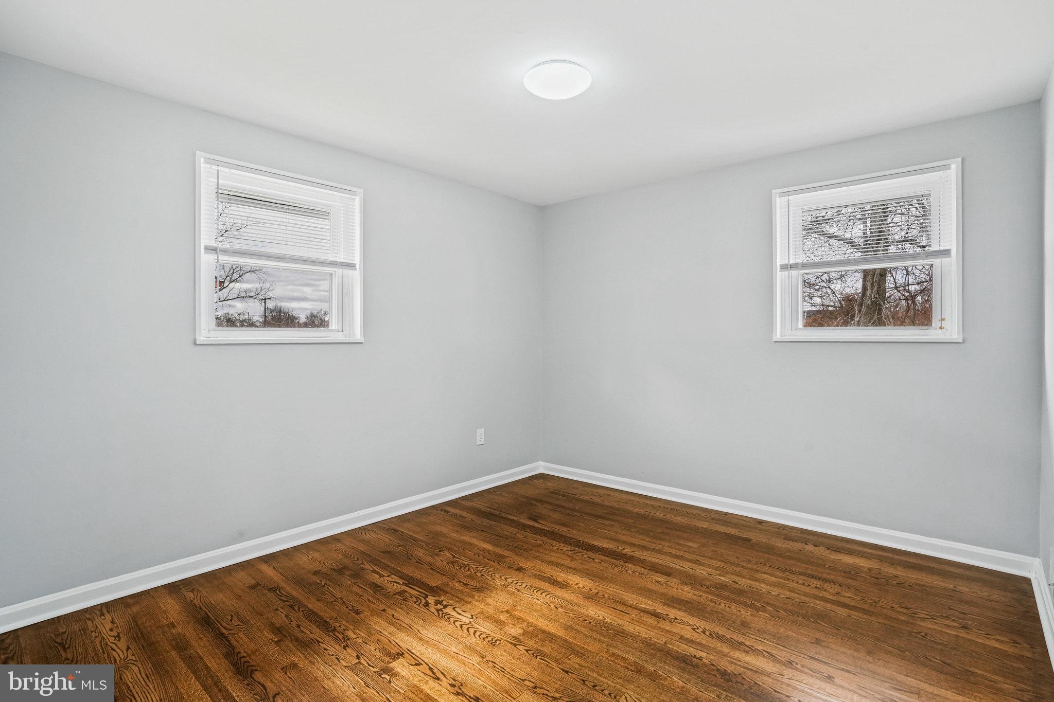 FORESTVILLE - Residential