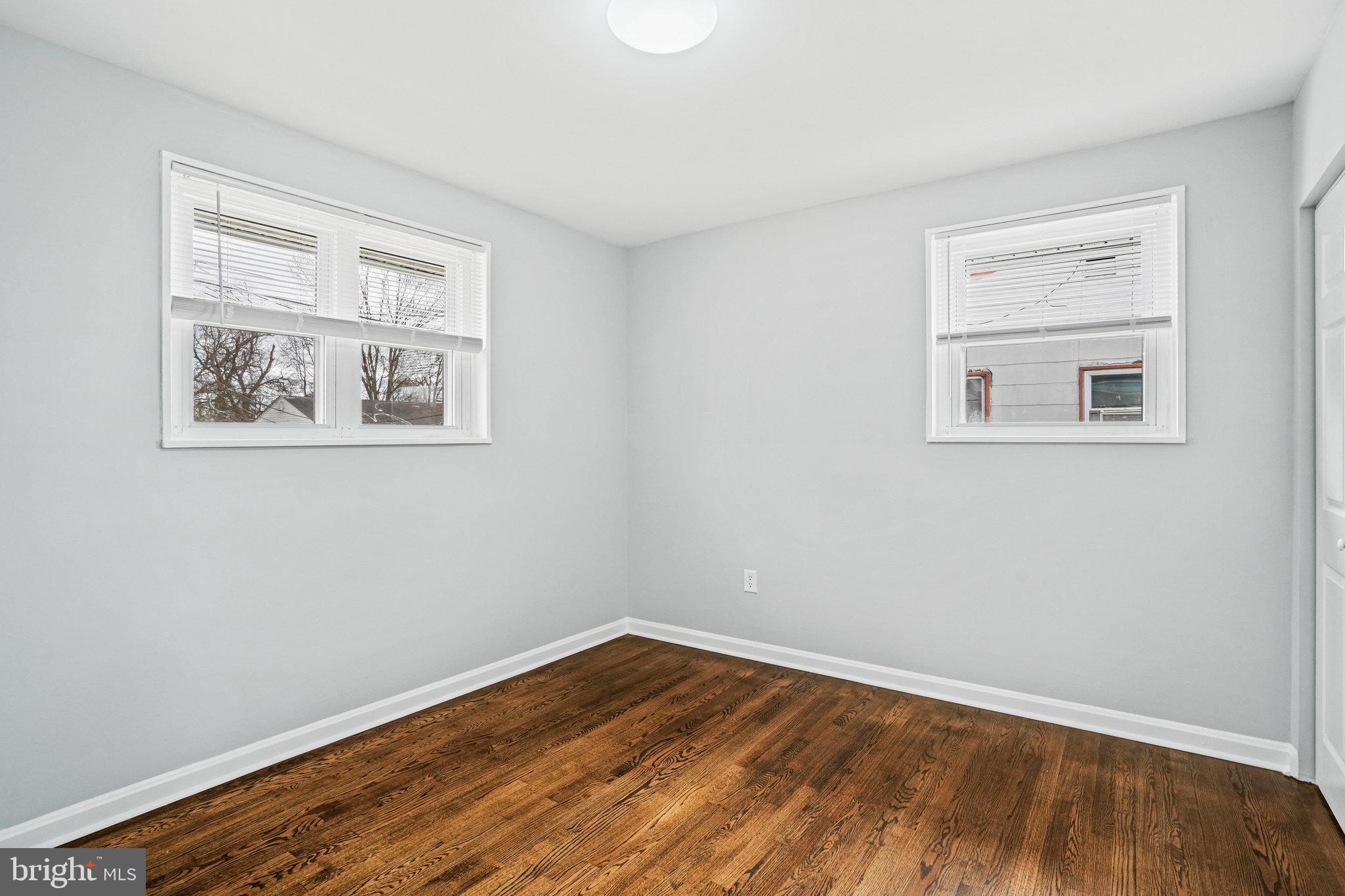 FORESTVILLE - Residential