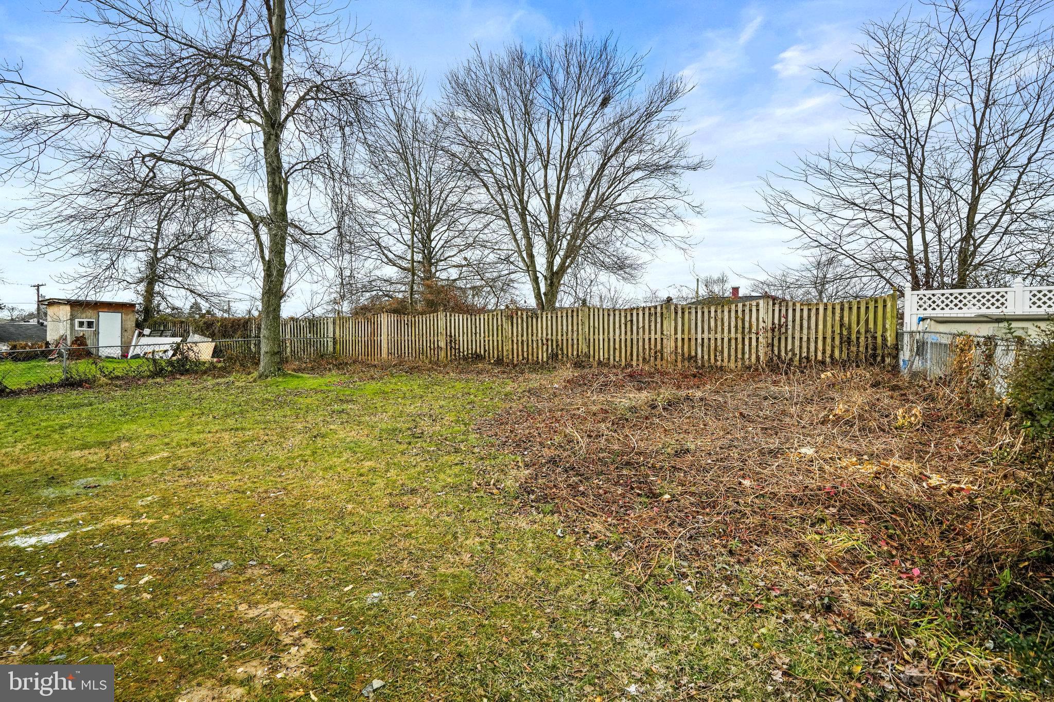 FORESTVILLE - Residential