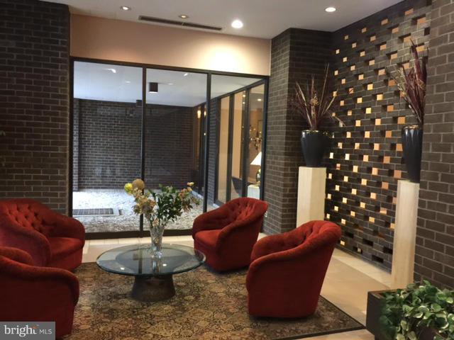 TEMPLETON OF ALEXANDRIA - Residential Lease