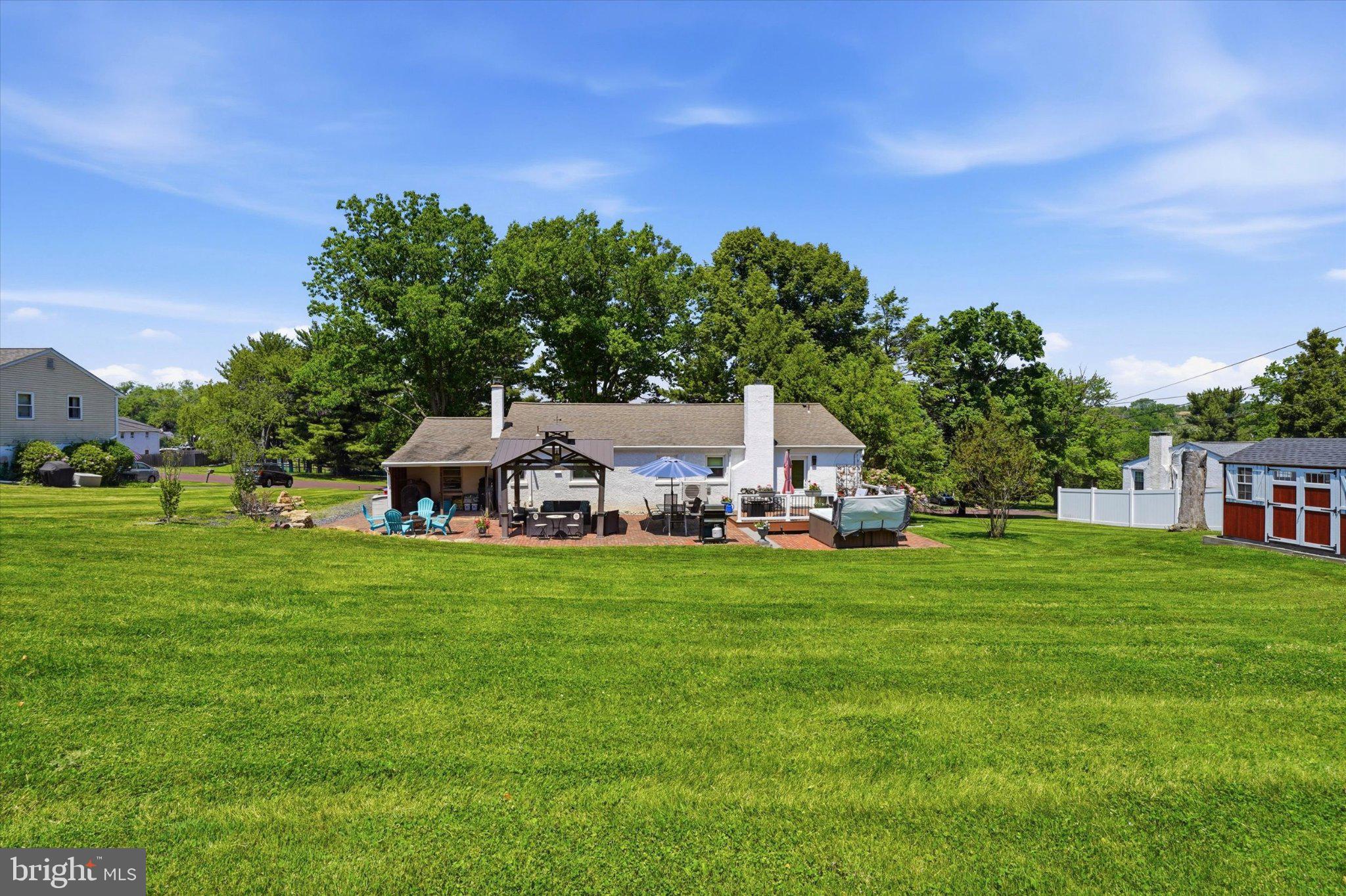 EAGLEVILLE - Residential