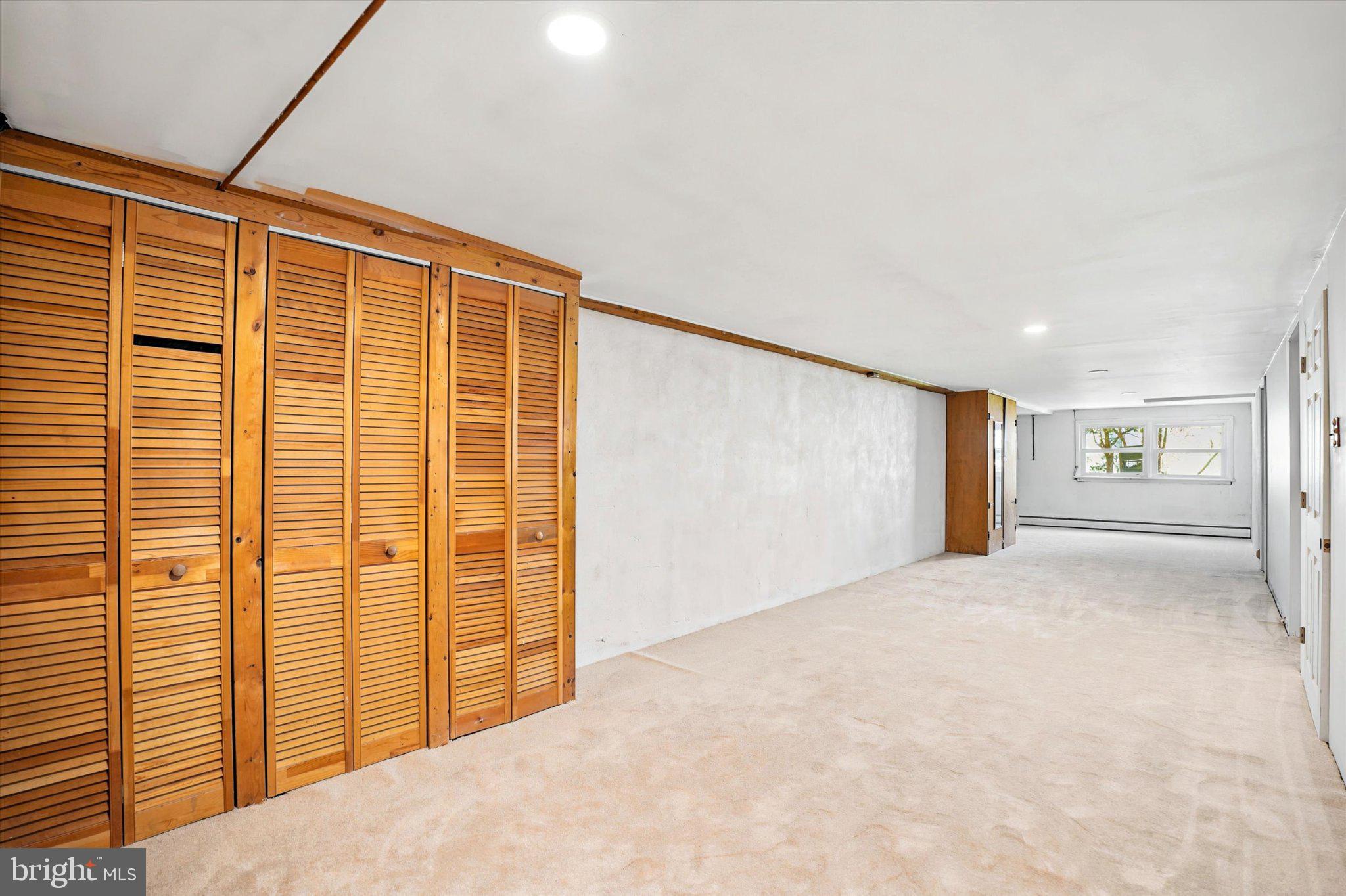 EAGLEVILLE - Residential
