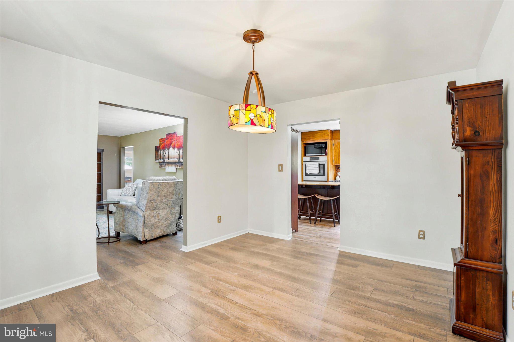 EAGLEVILLE - Residential