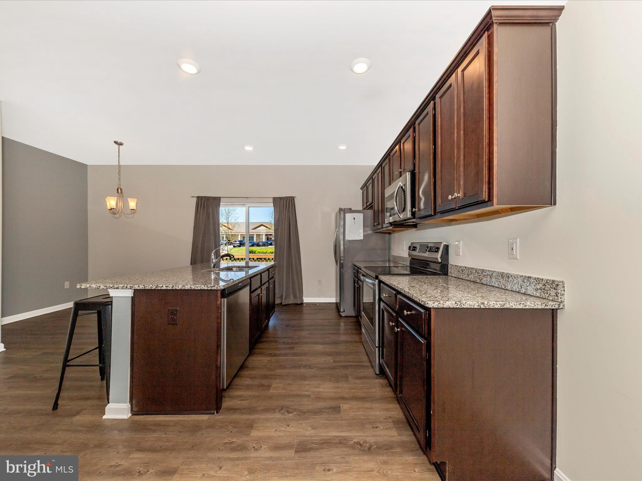 BERKELEY RIDGE - Residential