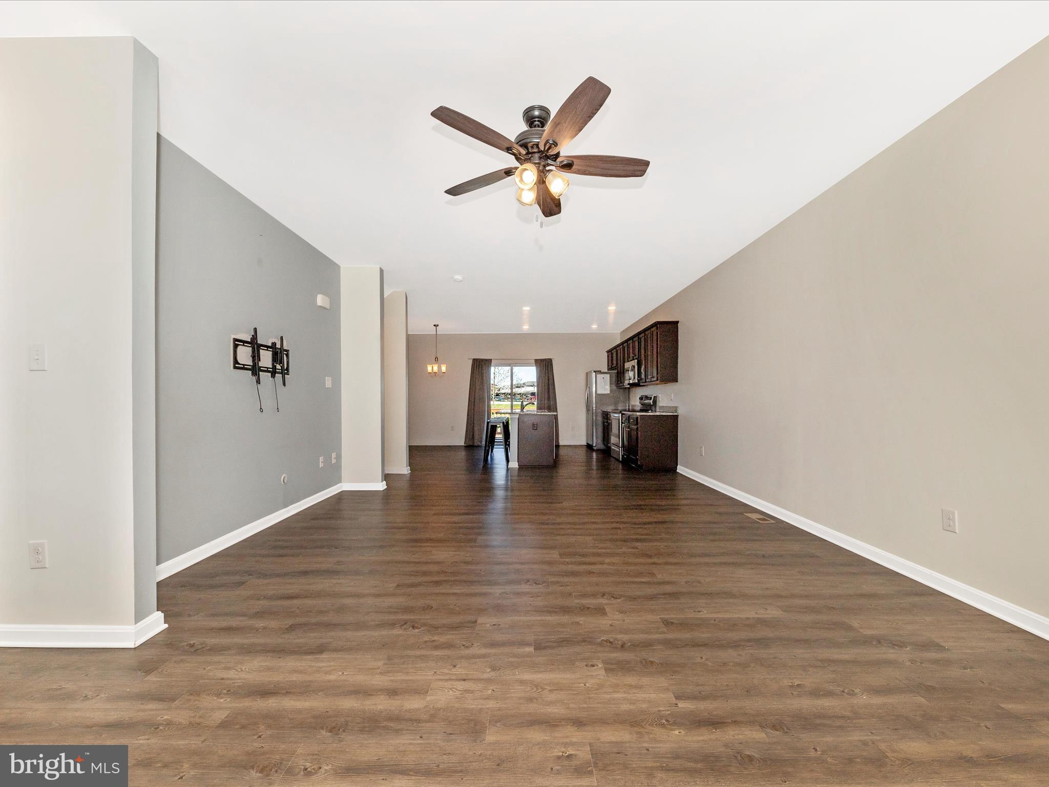 BERKELEY RIDGE - Residential