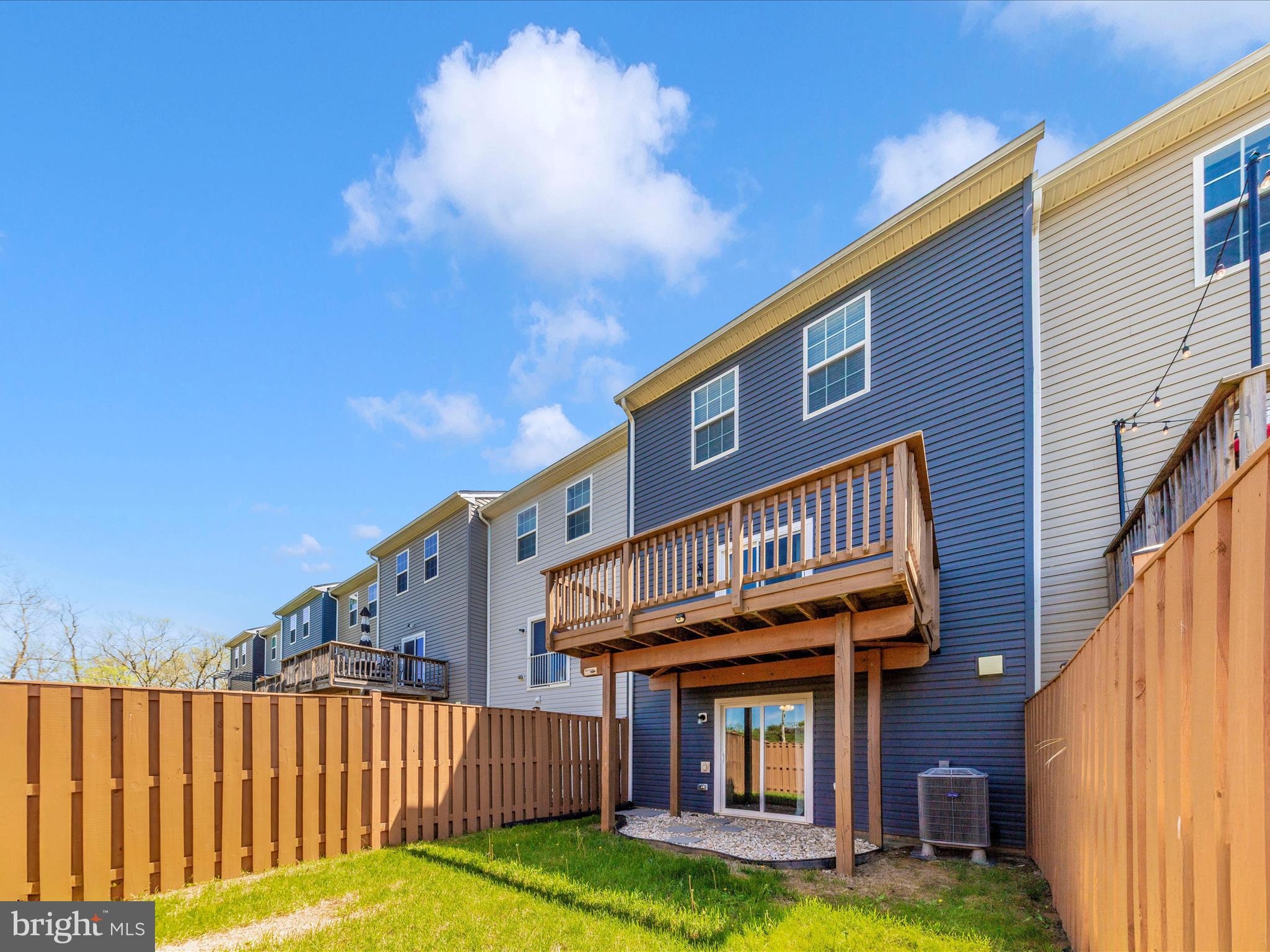 BERKELEY RIDGE - Residential