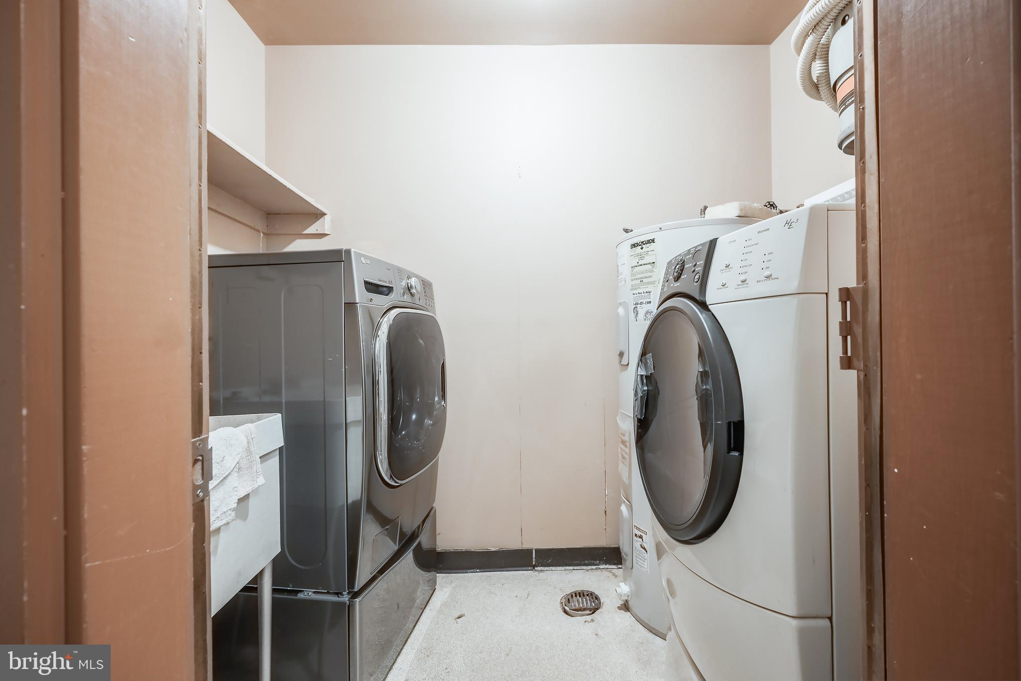 MCHENRY HEIGHTS - Residential