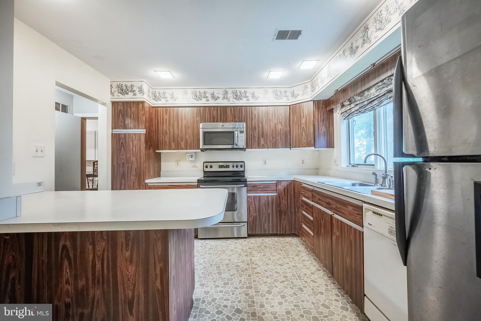 MCHENRY HEIGHTS - Residential