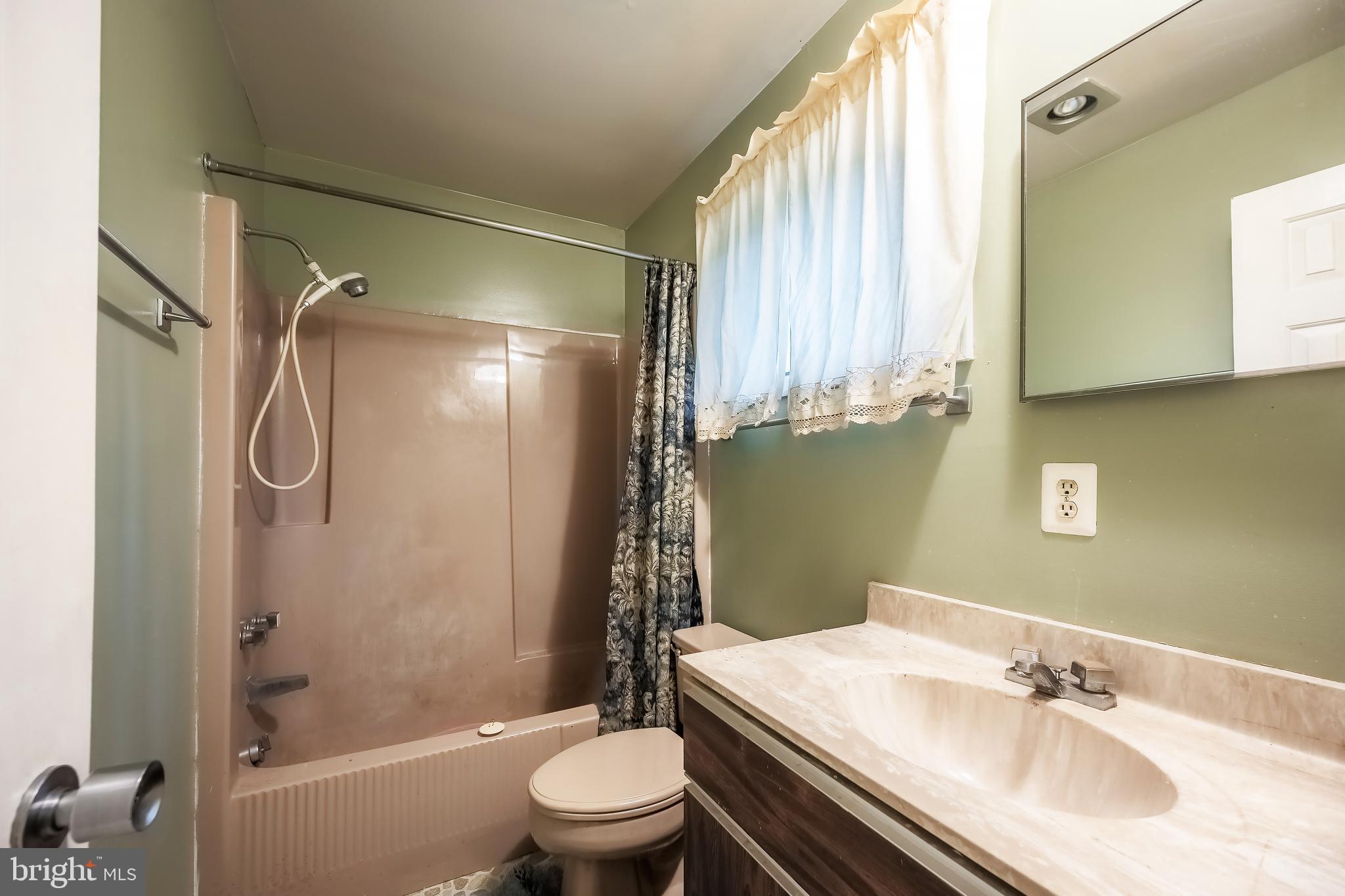 MCHENRY HEIGHTS - Residential