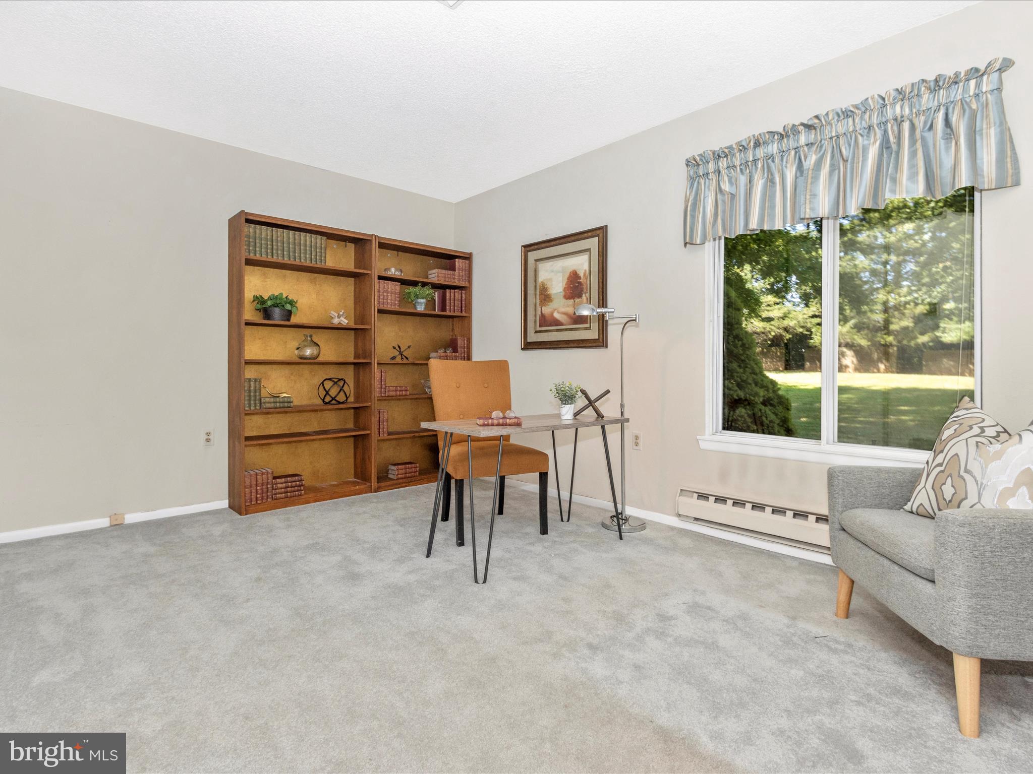 ROSSMOOR MUTUAL #18 - Residential