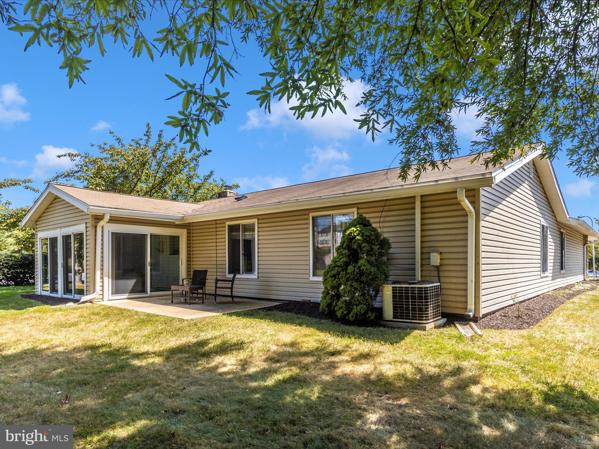 ROSSMOOR MUTUAL #18 - Residential