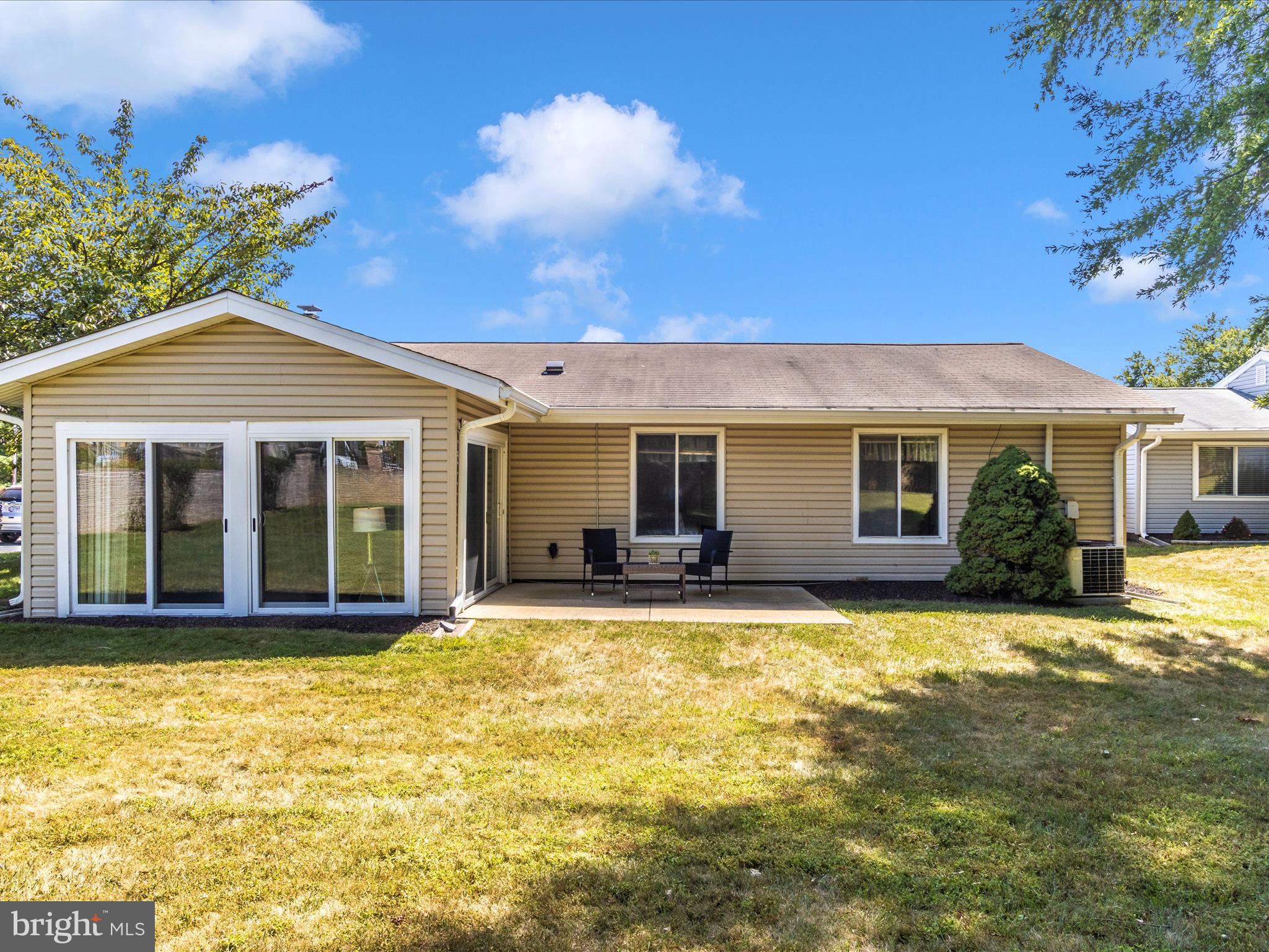 ROSSMOOR MUTUAL #18 - Residential