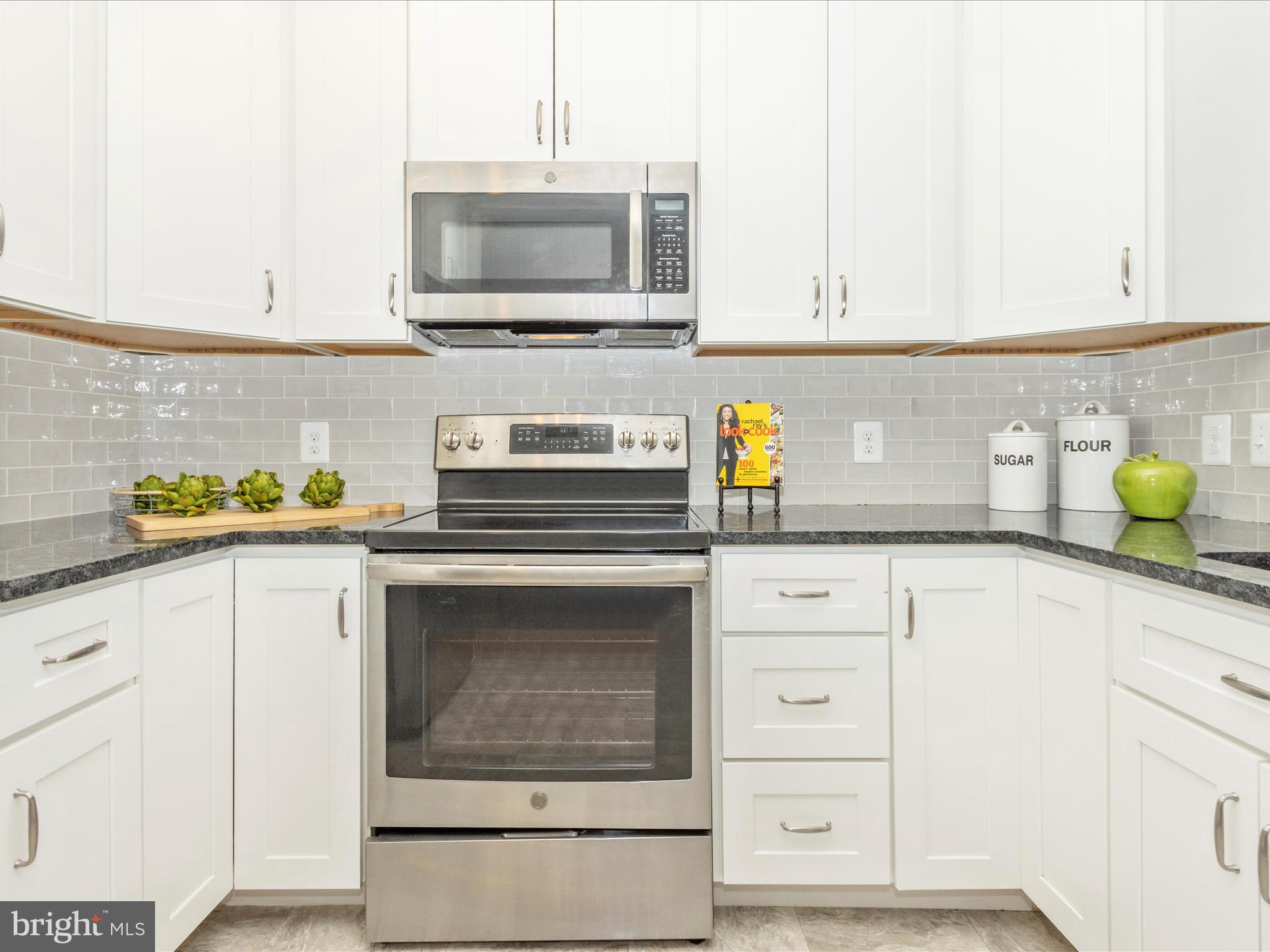 ROSSMOOR MUTUAL #18 - Residential