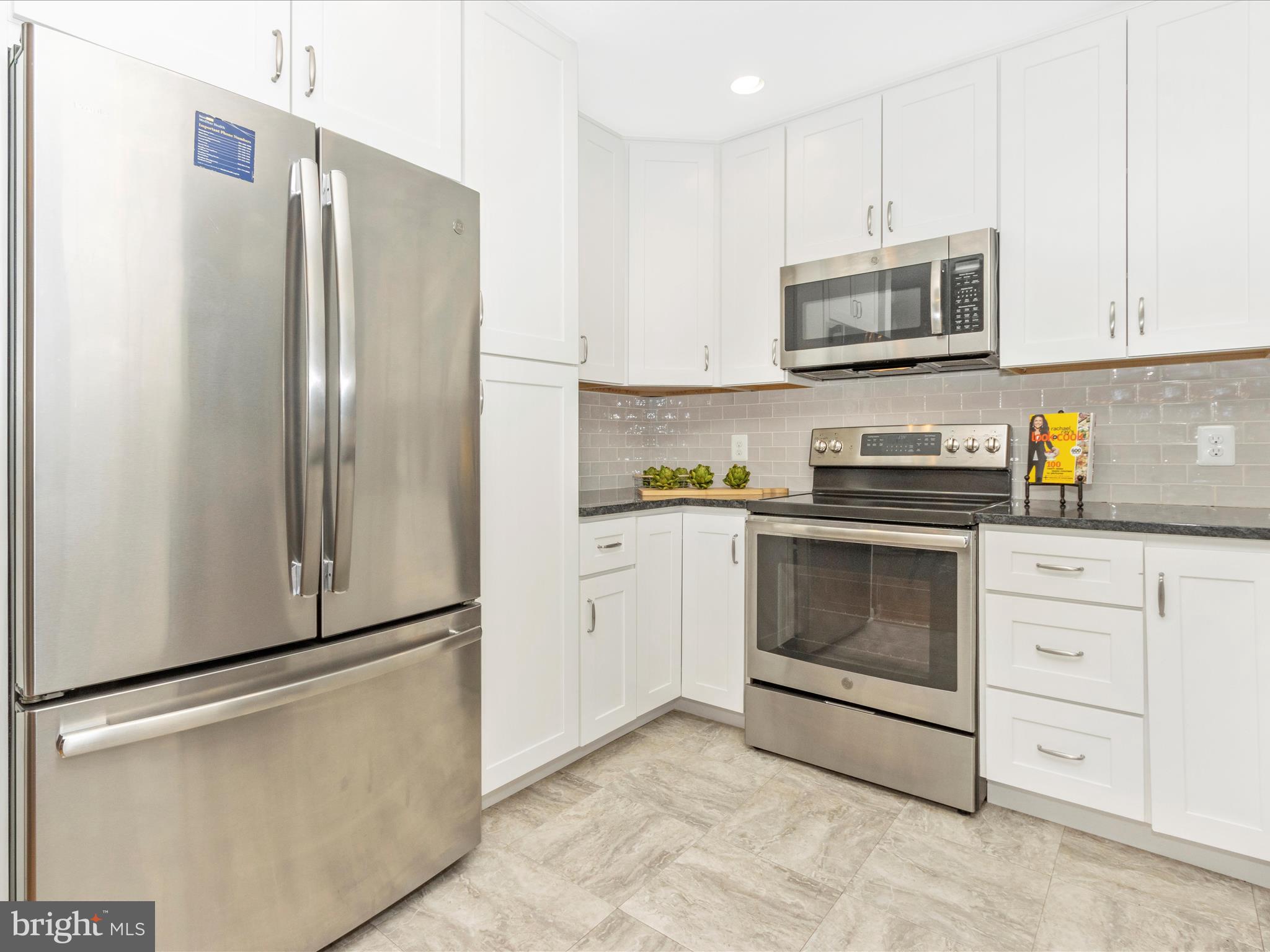 ROSSMOOR MUTUAL #18 - Residential