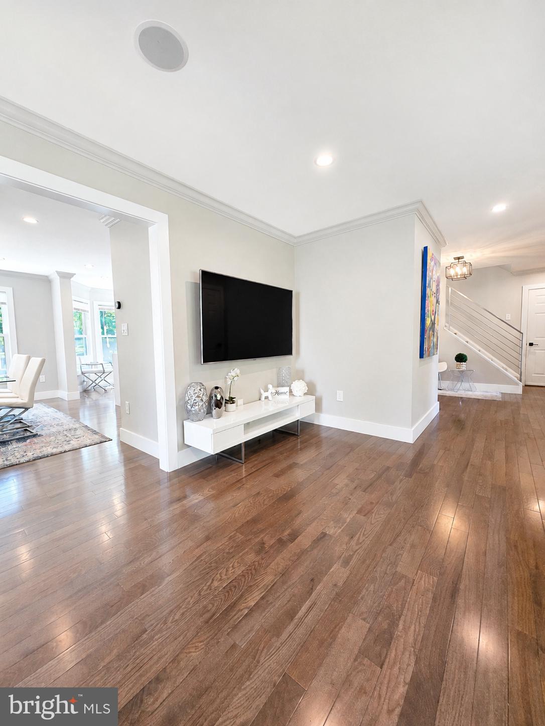 10809 WEEPING WILLOW LANE