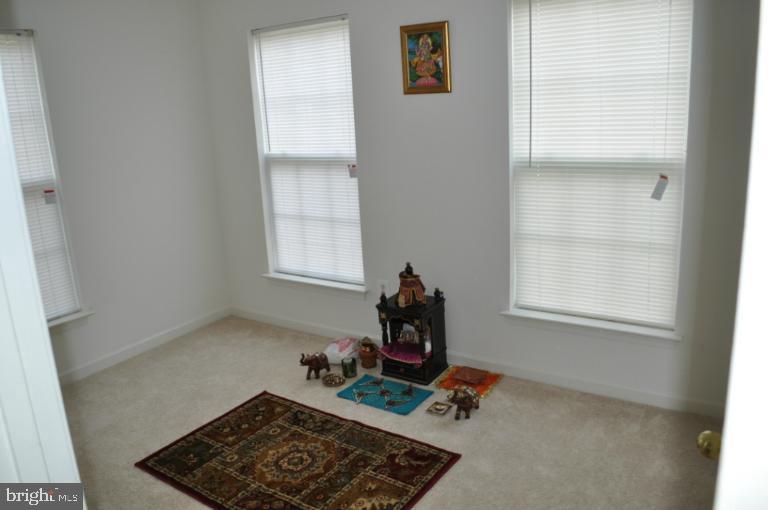 COLONNADE AT DULLES - Residential Lease