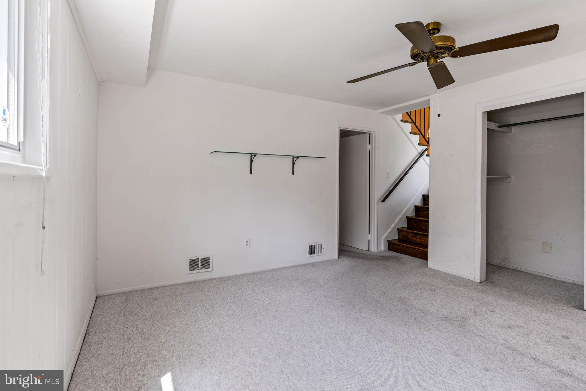 MAPLE HILL - Residential