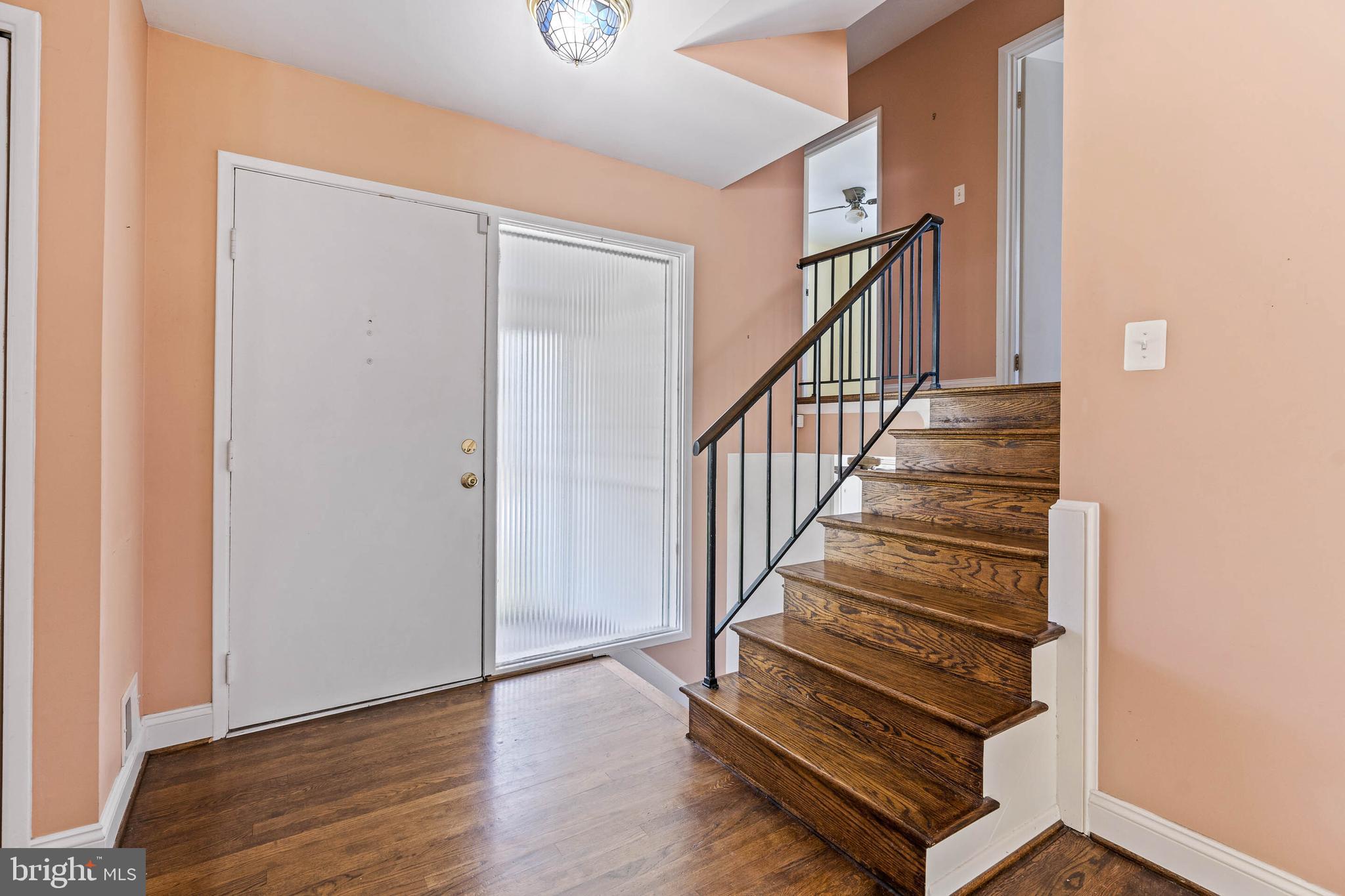 MAPLE HILL - Residential