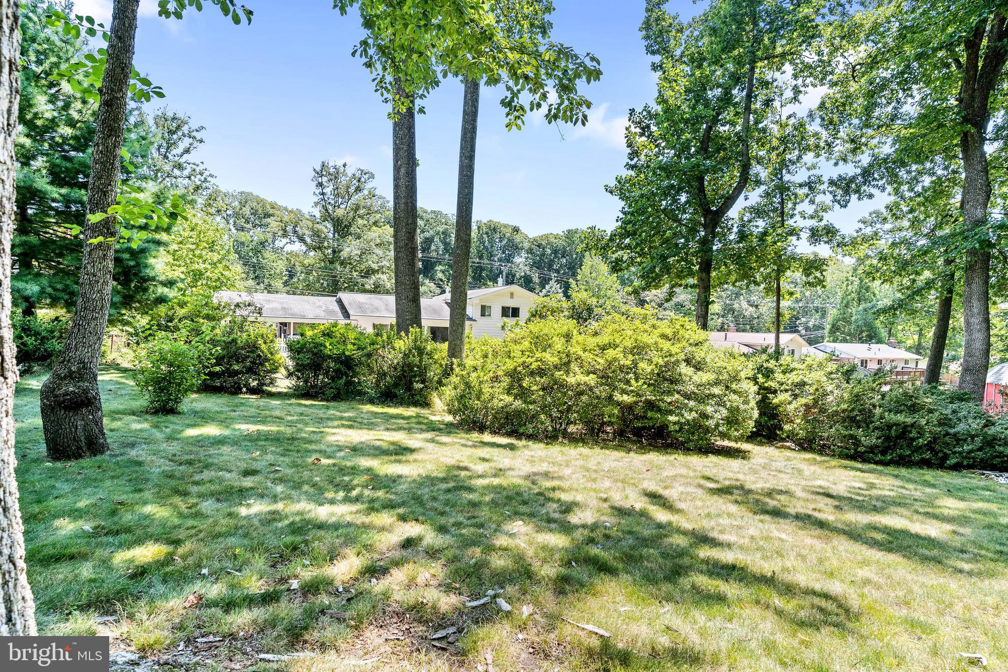 MAPLE HILL - Residential