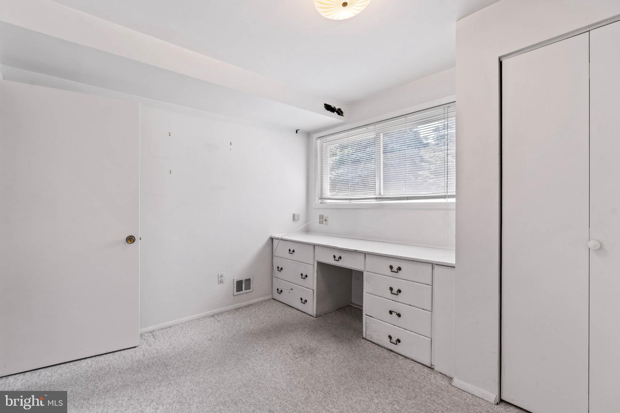 MAPLE HILL - Residential