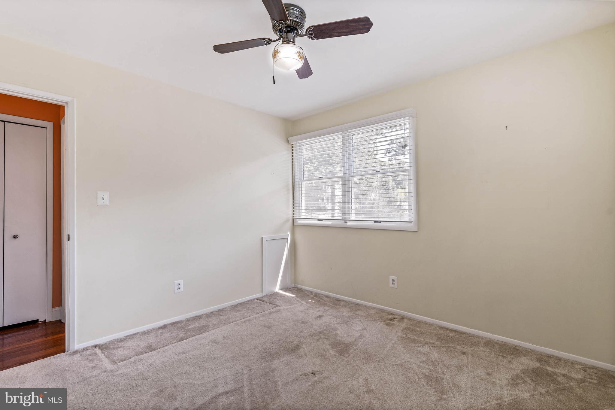 MAPLE HILL - Residential