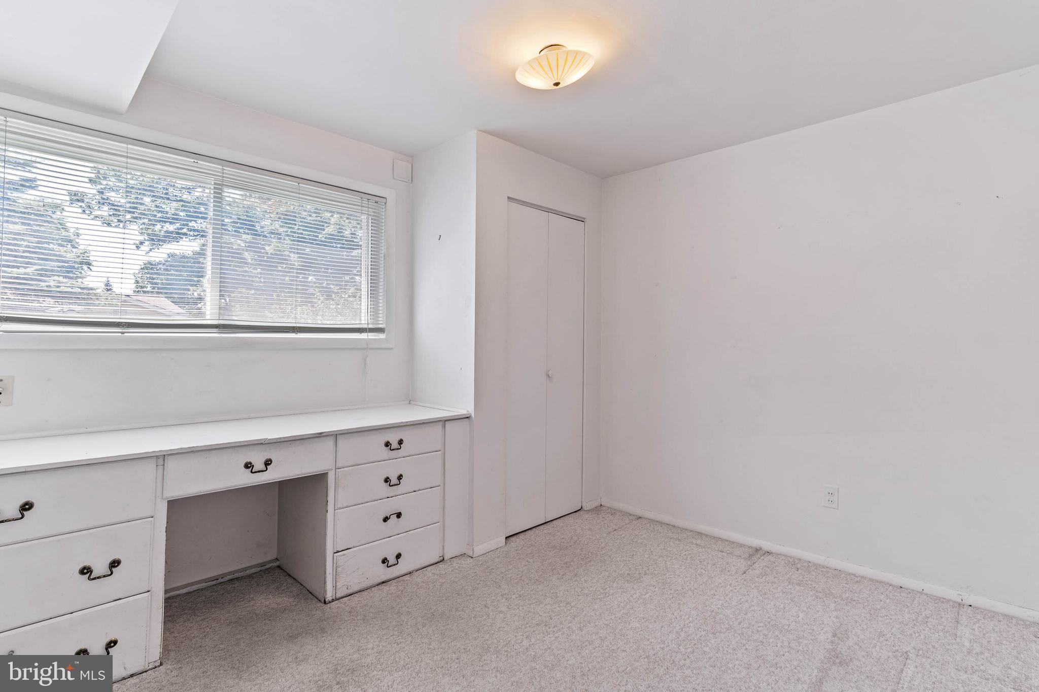 MAPLE HILL - Residential