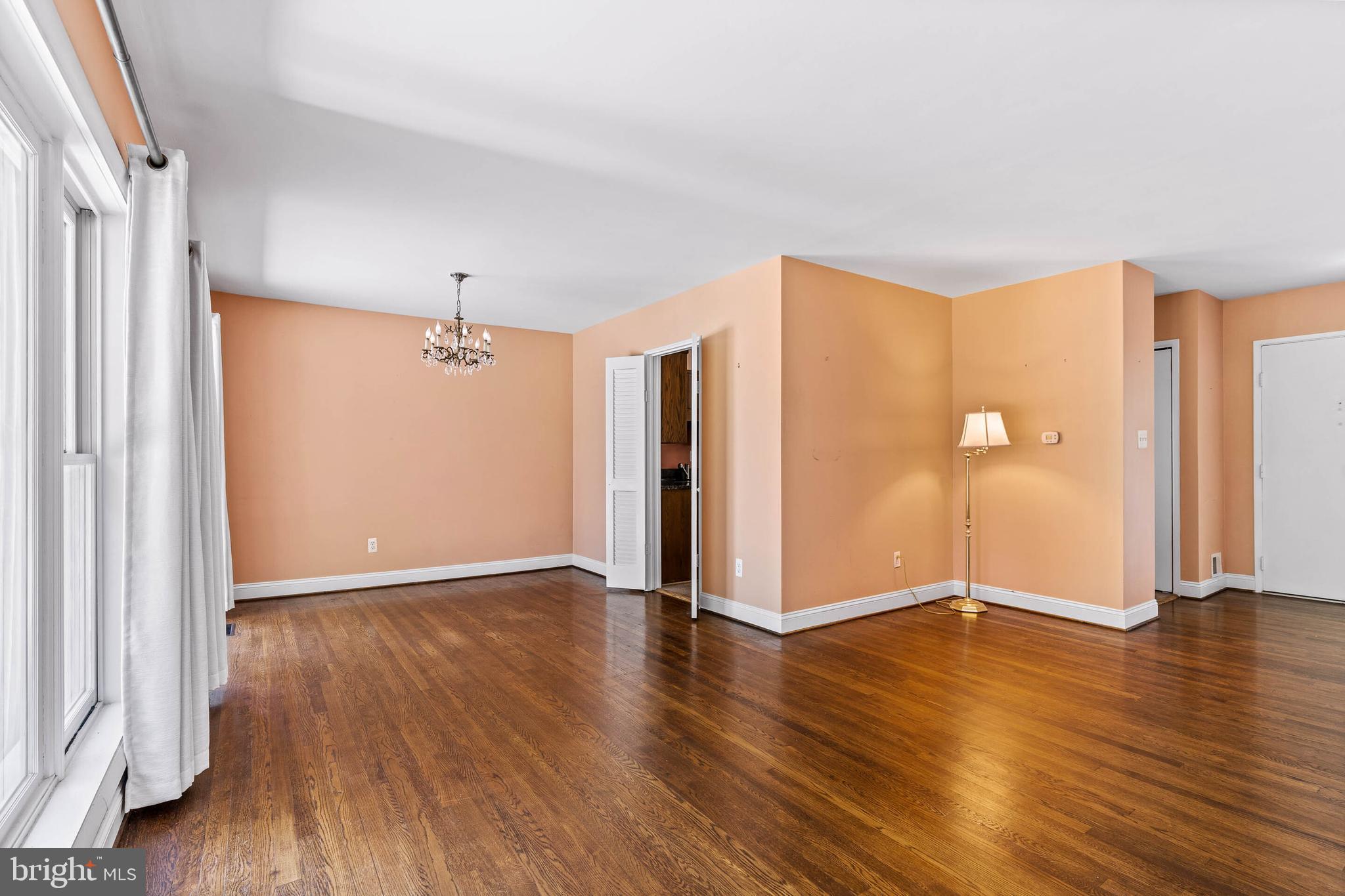 MAPLE HILL - Residential