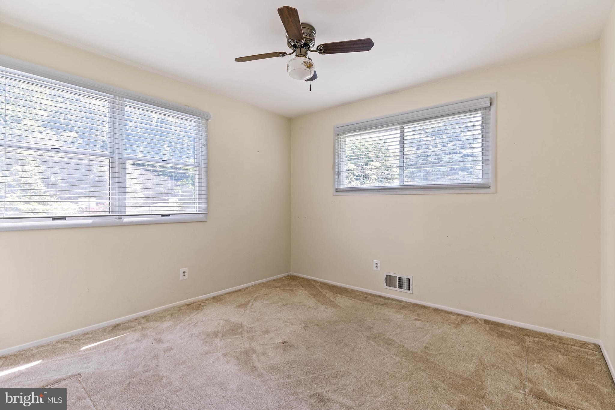 MAPLE HILL - Residential