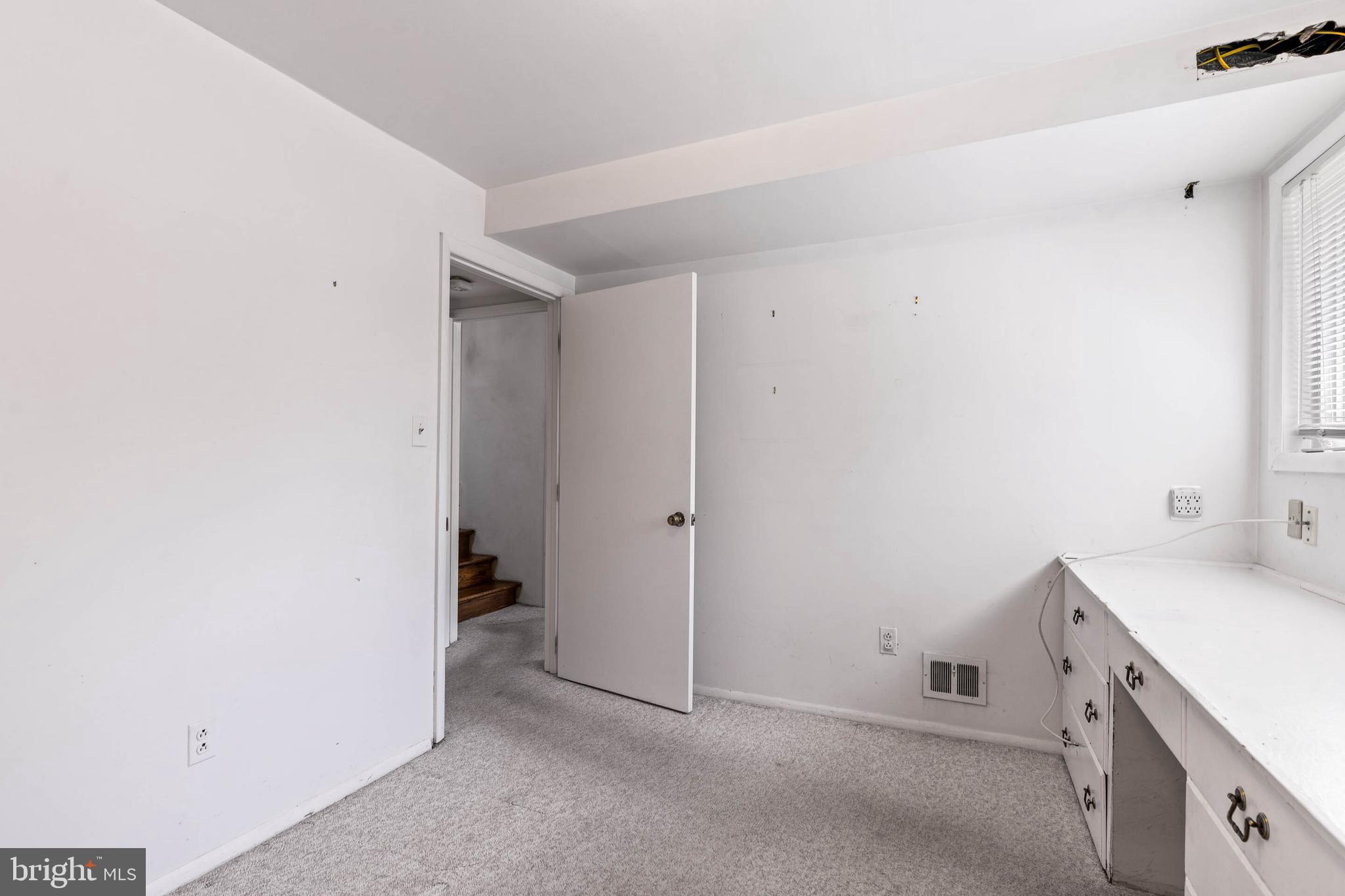 MAPLE HILL - Residential