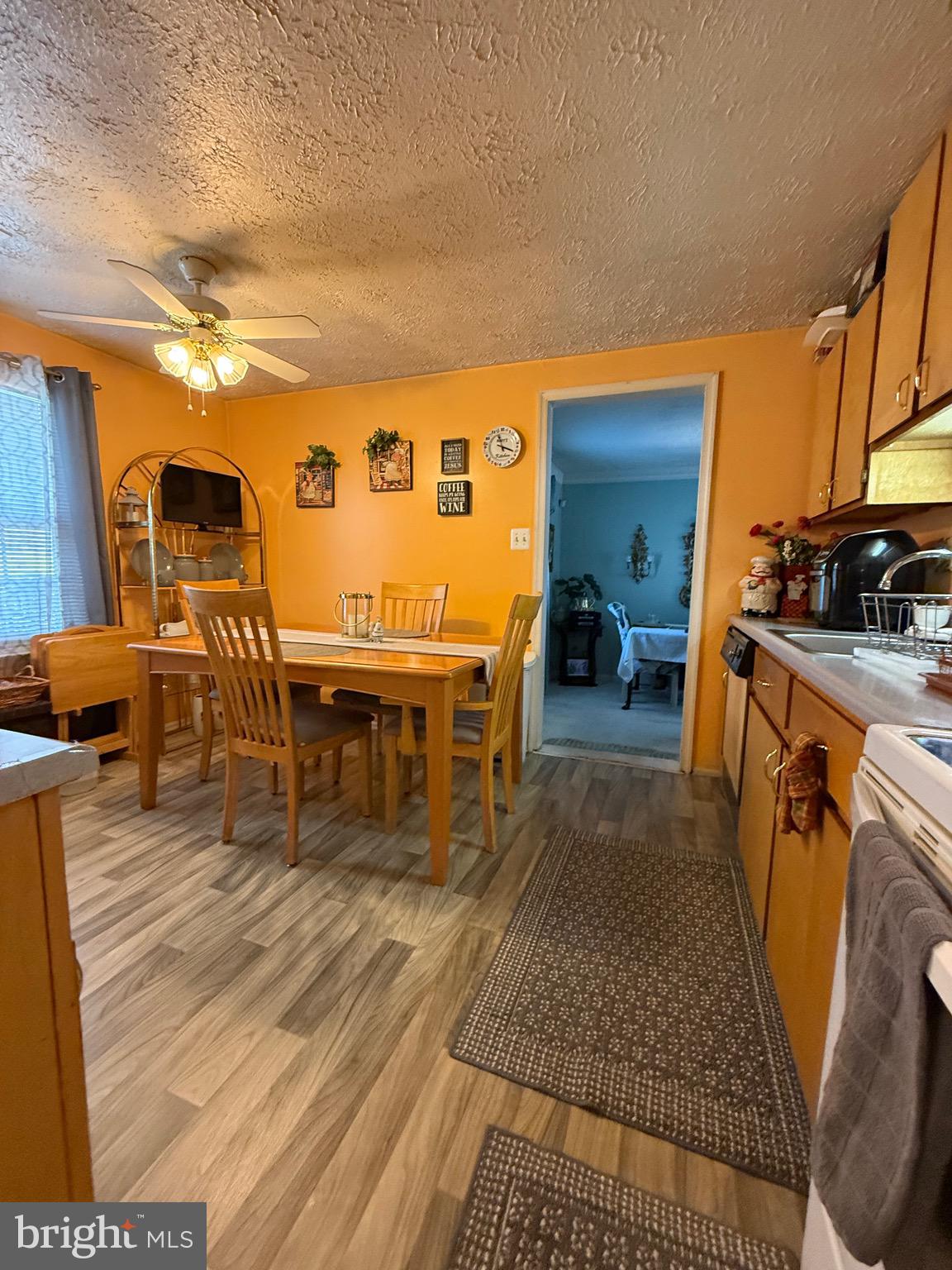 2009 WAKEFIELD CIRCLE