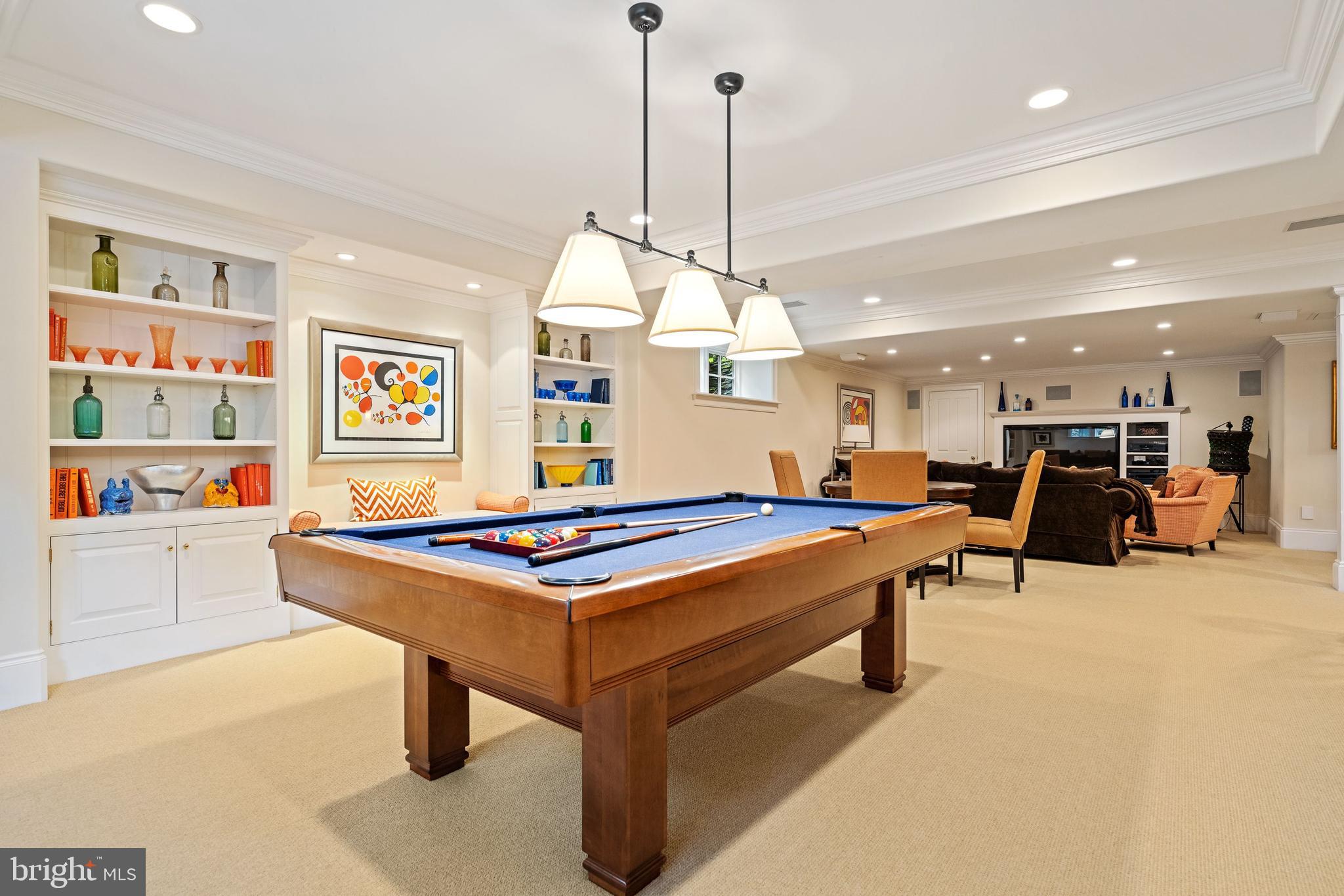 GLADWYNE - Residential