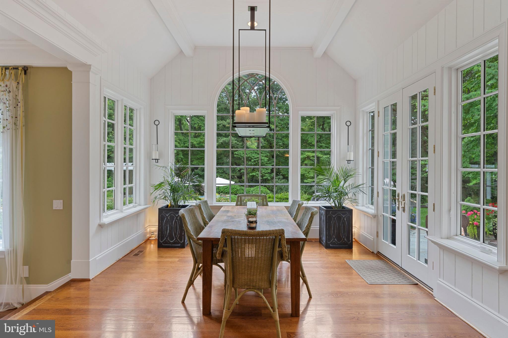 GLADWYNE - Residential